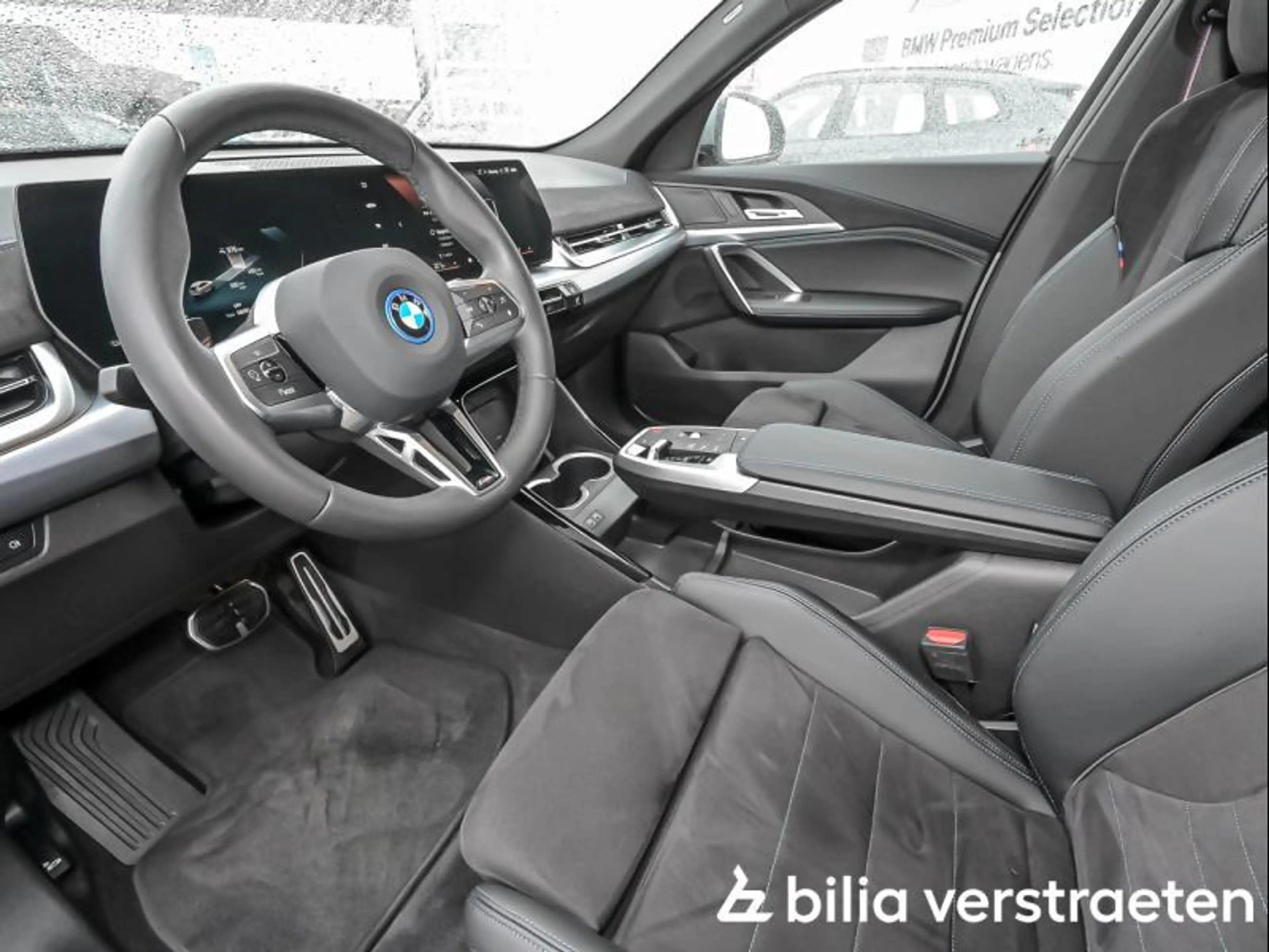 BMW iX2 eDrive20 MPRO - KEYLESS - TREKHAAK - ADAP LED — photo 6