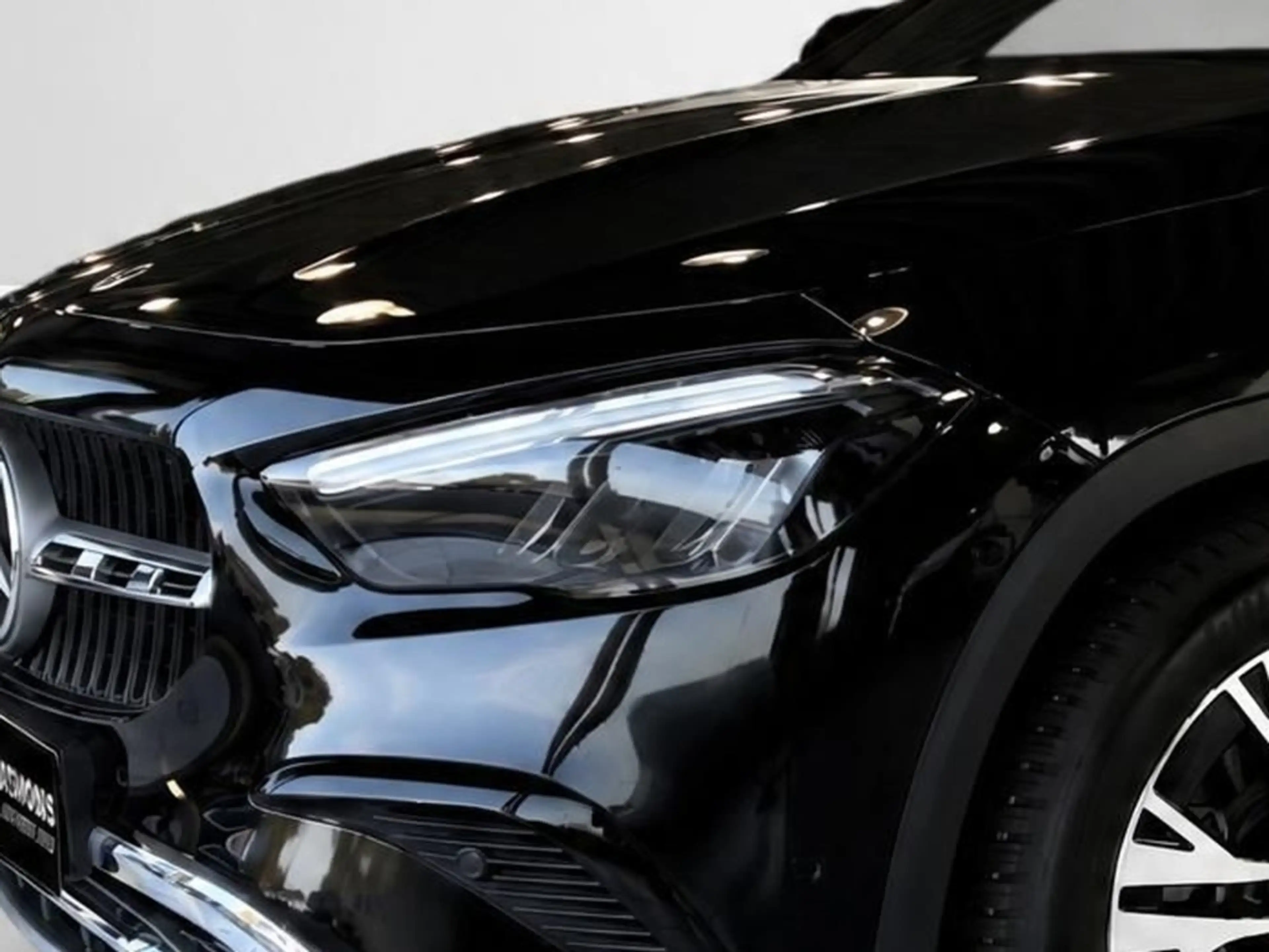 Mercedes-Benz GLA 200 d PROGRESSIVE AHK ADV. MBUX LED — photo 5