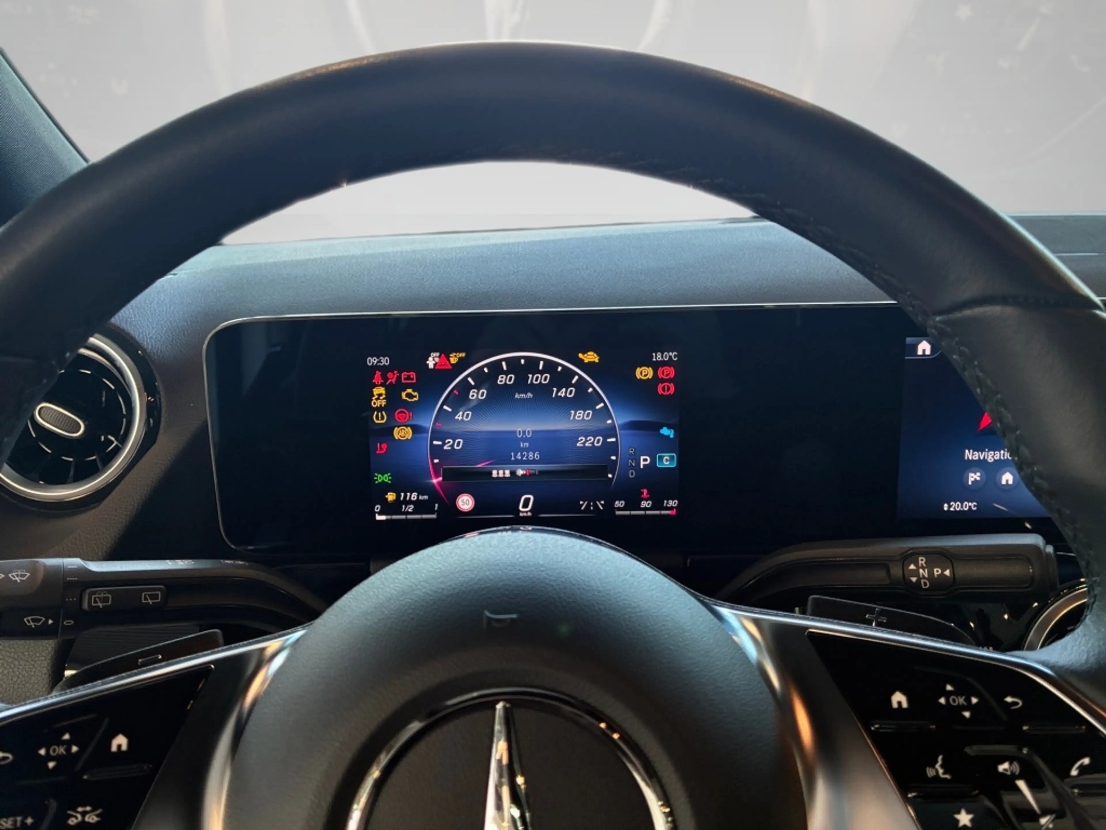 Mercedes-Benz GLA 200 d PROGRESSIVE AHK ADV. MBUX LED — photo 7