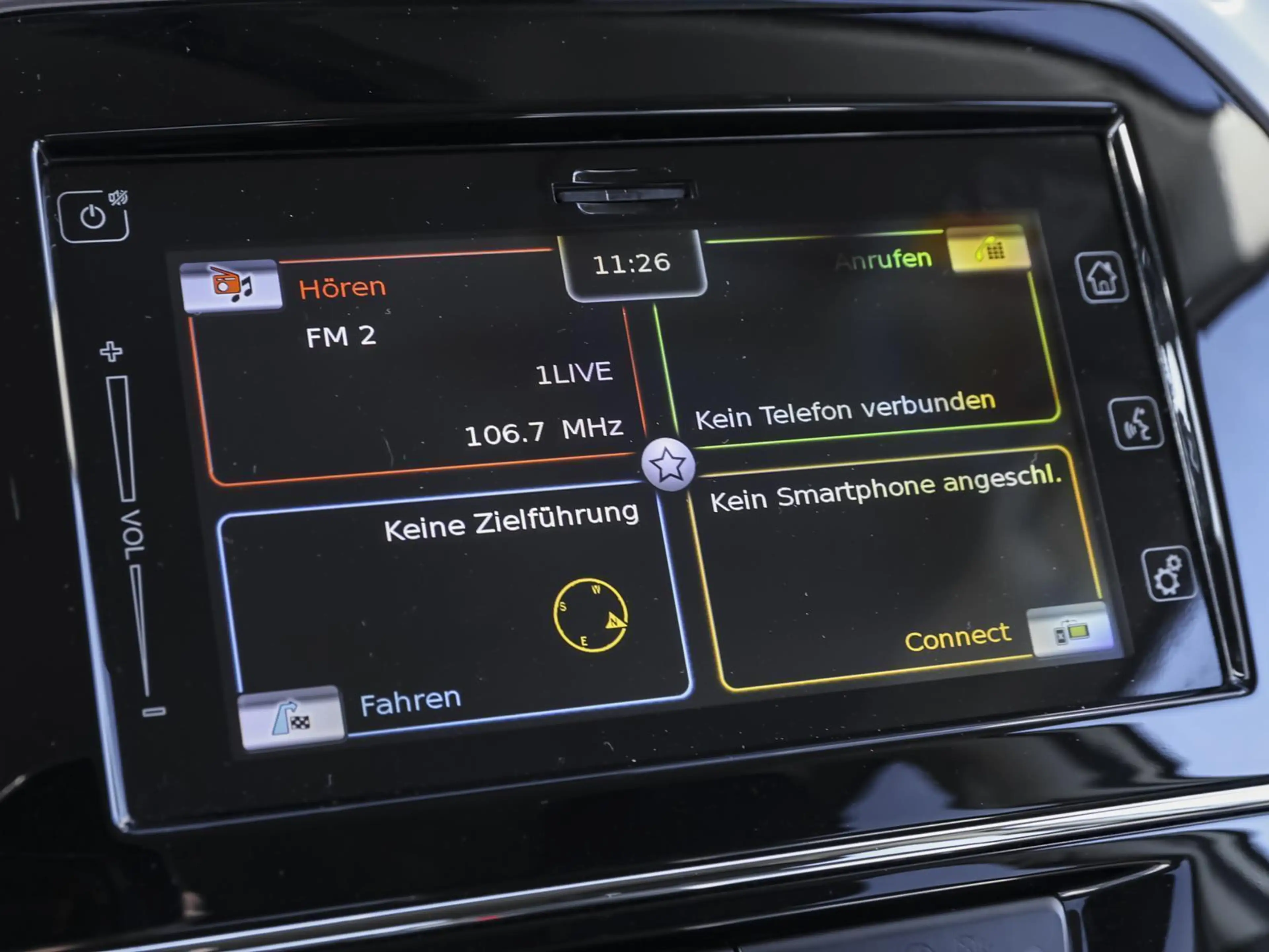 Suzuki Vitara 1.4 DITC HYBRID 4x2 Comfort SHZ PDC KLIMA — photo 13