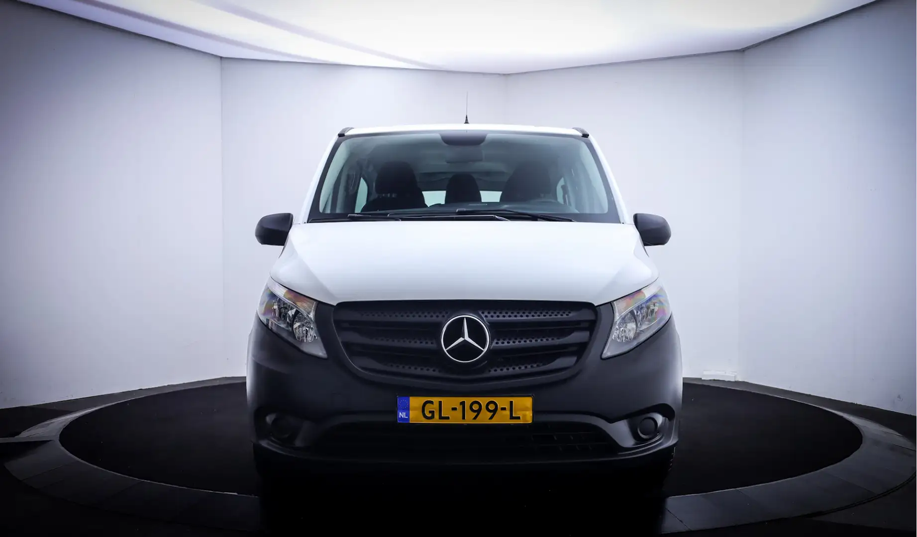 Mercedes-Benz Vito Tourer 109CDI 9Pers. 14.750,=Excl.Btw AIRCO | BLUE Wit - 2