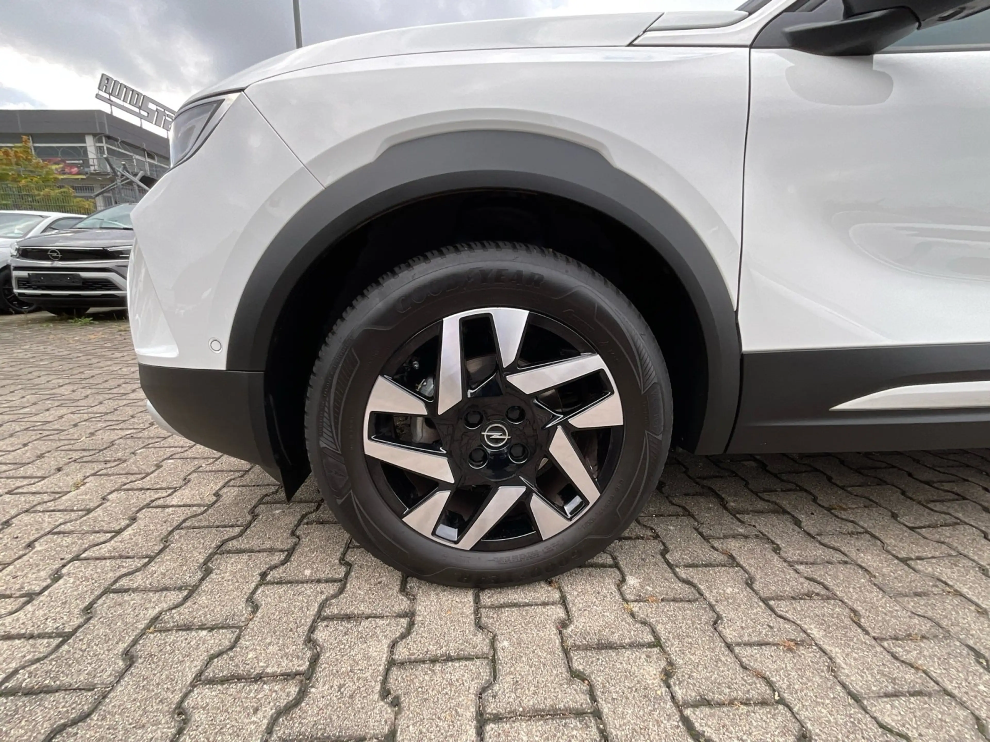 Opel Mokka Elegance Winterpaket, Kamera, PDC,... — photo 11