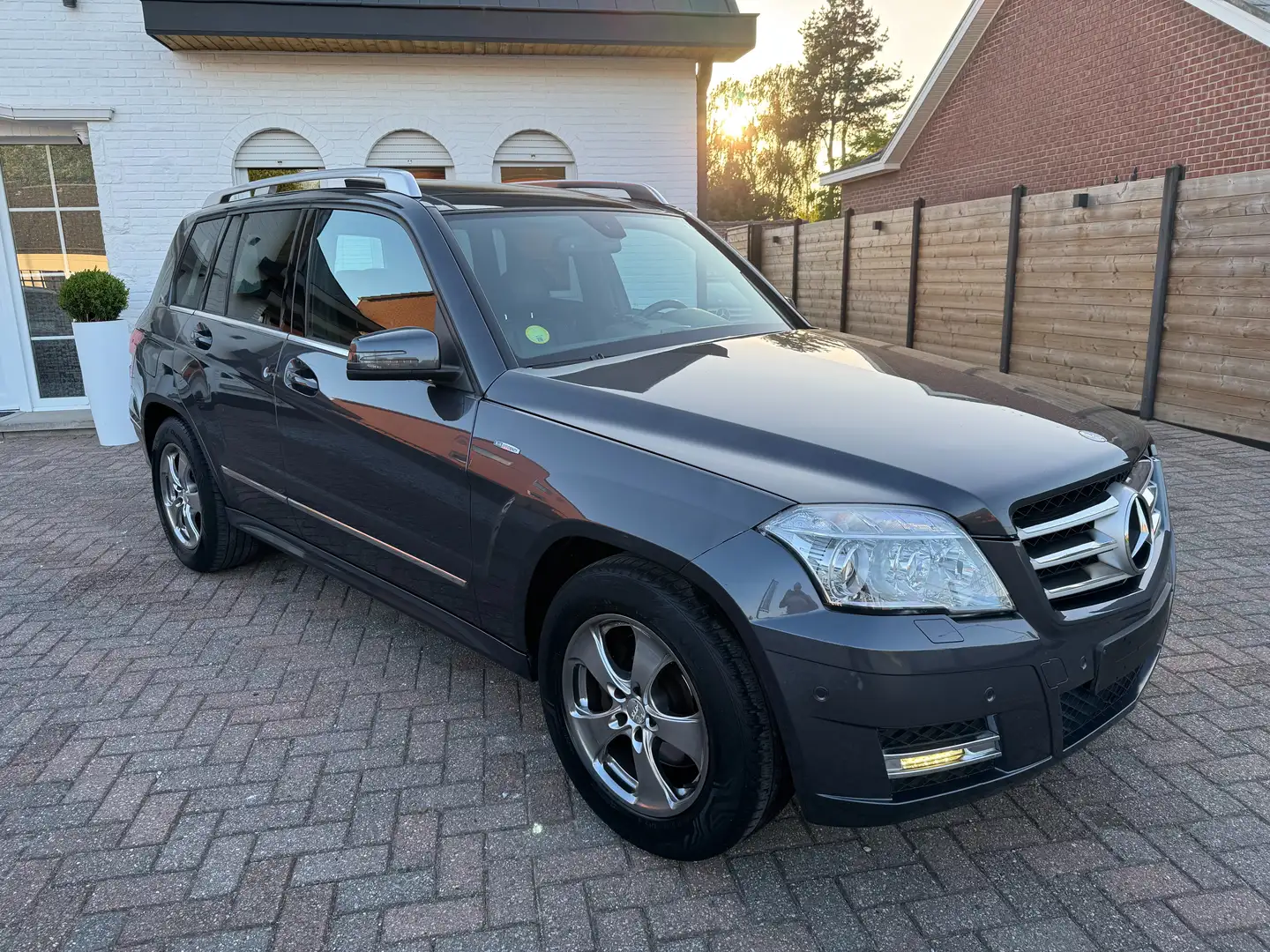 Mercedes-Benz GLK 200 CDI 2WD BE AUTOMATIC-PANORAMIC ROOF-ONLY EXPORT!! Gri - 1