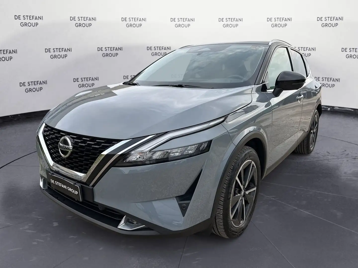 Nissan Qashqai Qashqai 1.3 mhev N-Style 2wd 158cv xtronic Grijs - 1