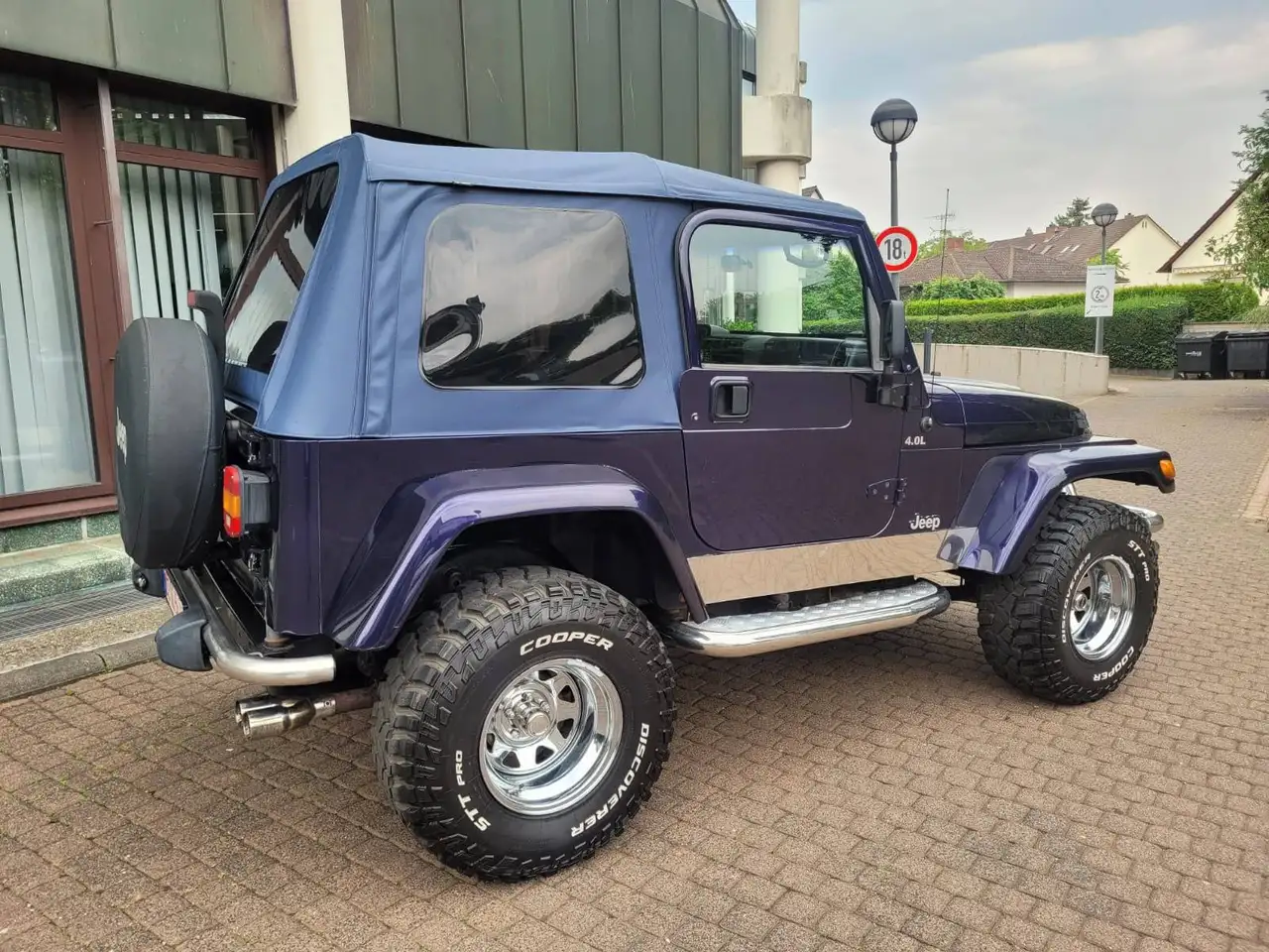 Jeep Wrangler 4.0 Sport Höher-Breiet-Nur 113 Tkm-Super Optik !, foto 10