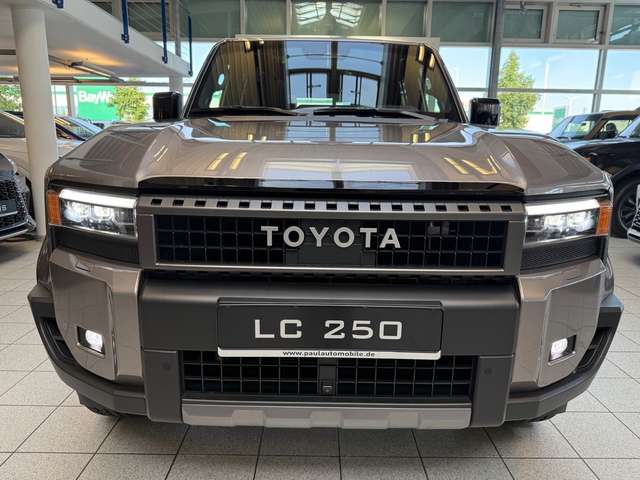 Toyota Land Cruiser 250 - TEC EDITION-PANORAMA-HEADUP-JBL-74.790-