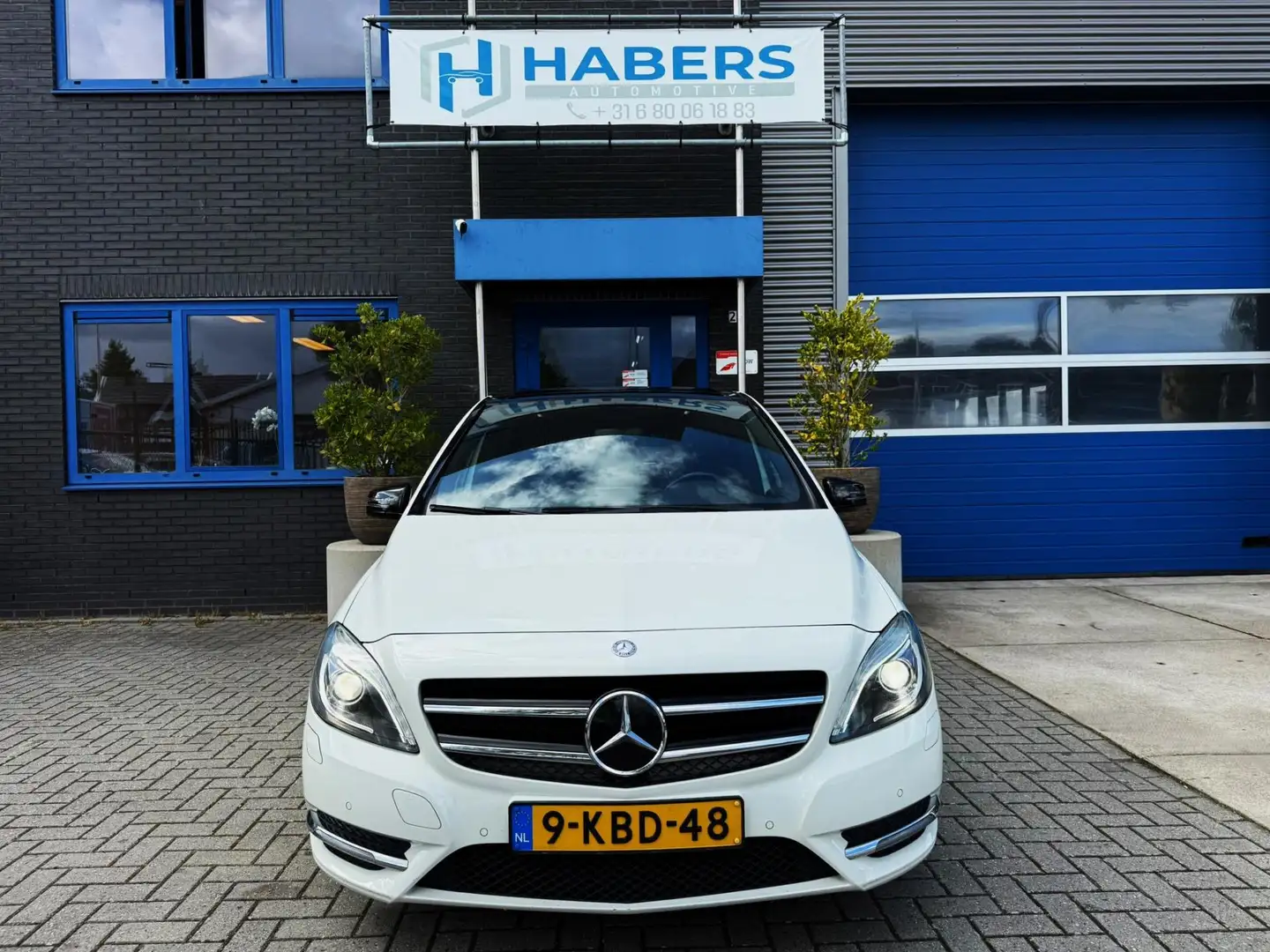 Mercedes-Benz B 180 Ambition 122PK|Origineel NL|Navi|Kantel/Schuifdak| Wit - 2