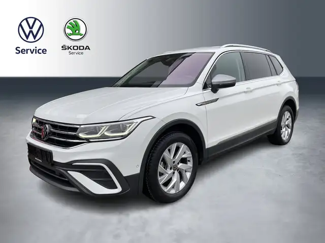 Volkswagen Tiguan Allspace 1.5 TSI DSG MatrixLED HUD Kamera Life Navi/Autom./Klima/Park Assist./Sitzhzg./el.Sitzv./MF Lenkrad/Chrompaket/BC