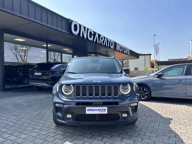 Jeep Renegade view 2