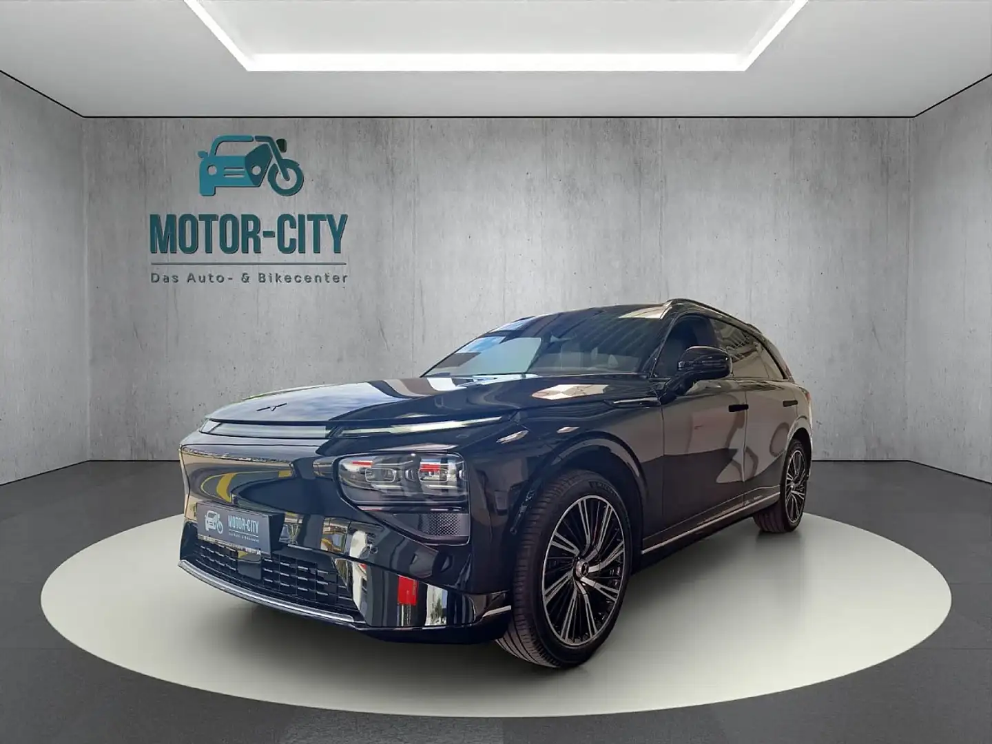 Xpeng G9 AWD Performance Schwarz - 1