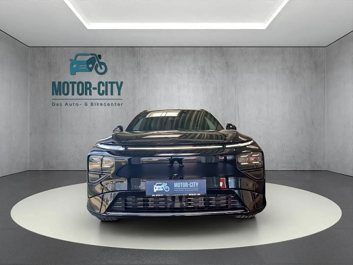 Xpeng G9 AWD Performance Schwarz - 2