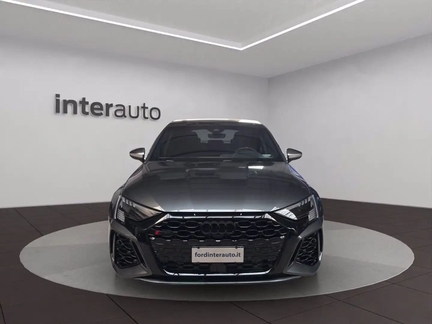 Audi RS3 Sportback 2.5 tfsi quattro s-tronic Gris - 2