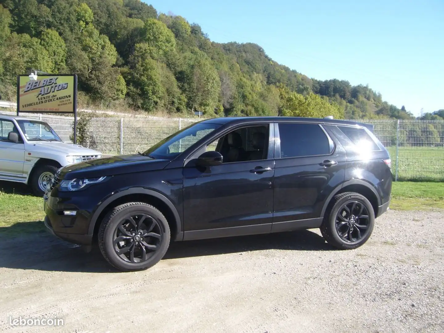 Land Rover Discovery Sport LAND ROVER 150 CV BOITE AUTO 1ere MAIN (belbex A Y Noir - 1