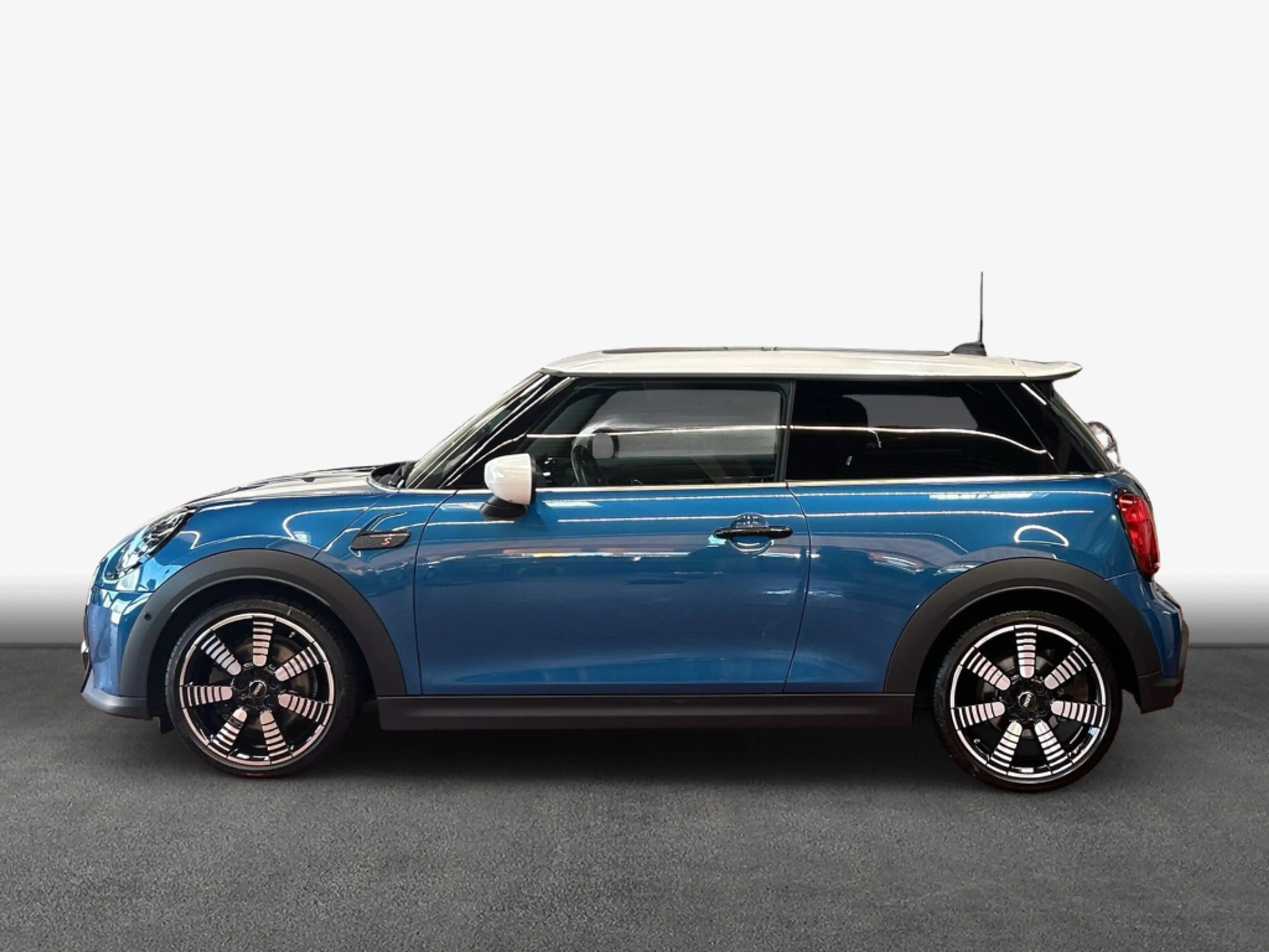 MINI Cooper S Cooper S Aut. Classic Trim LED Pano NAV SHZ — photo 4