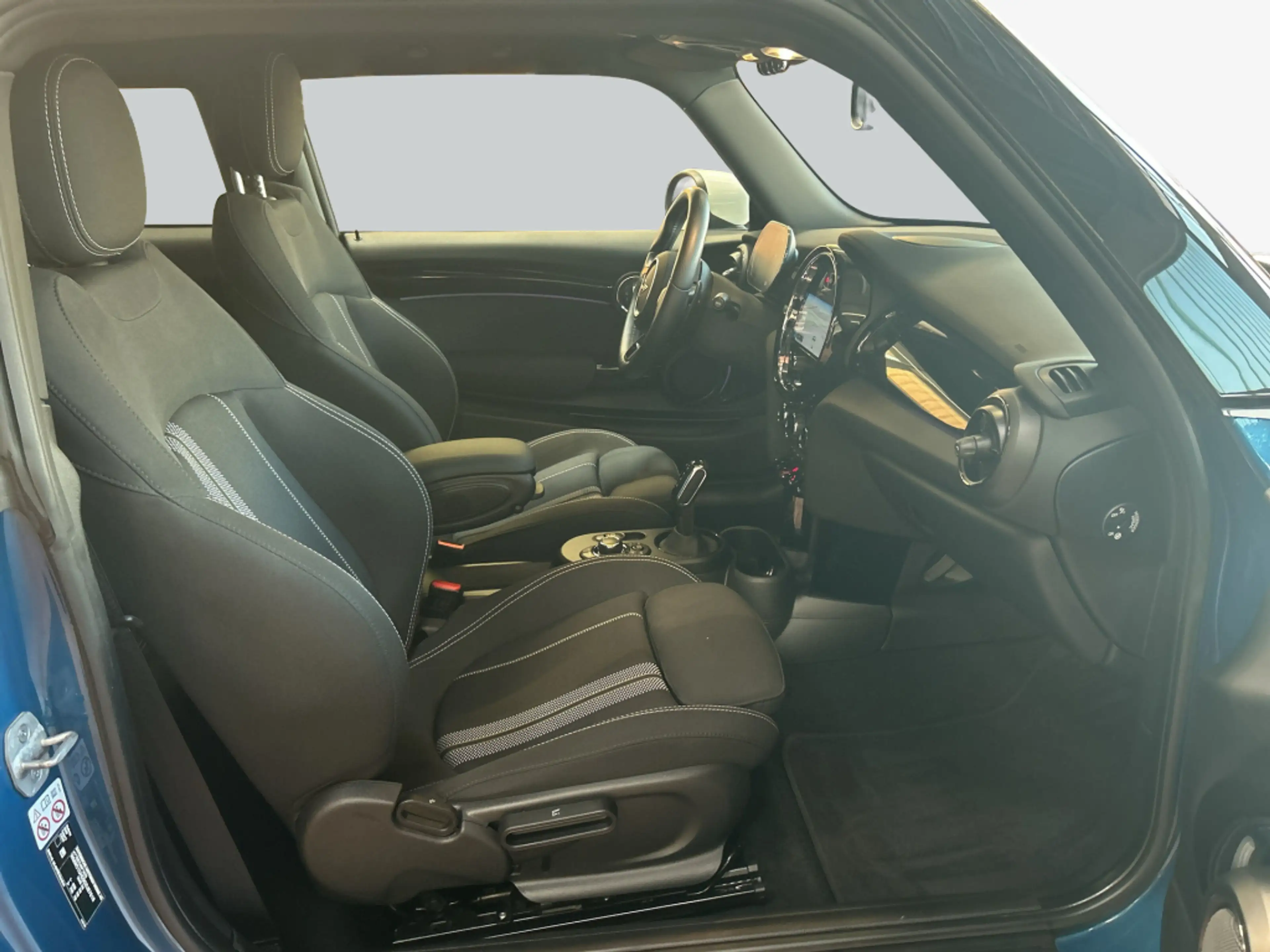 MINI Cooper S Cooper S Aut. Classic Trim LED Pano NAV SHZ — photo 12