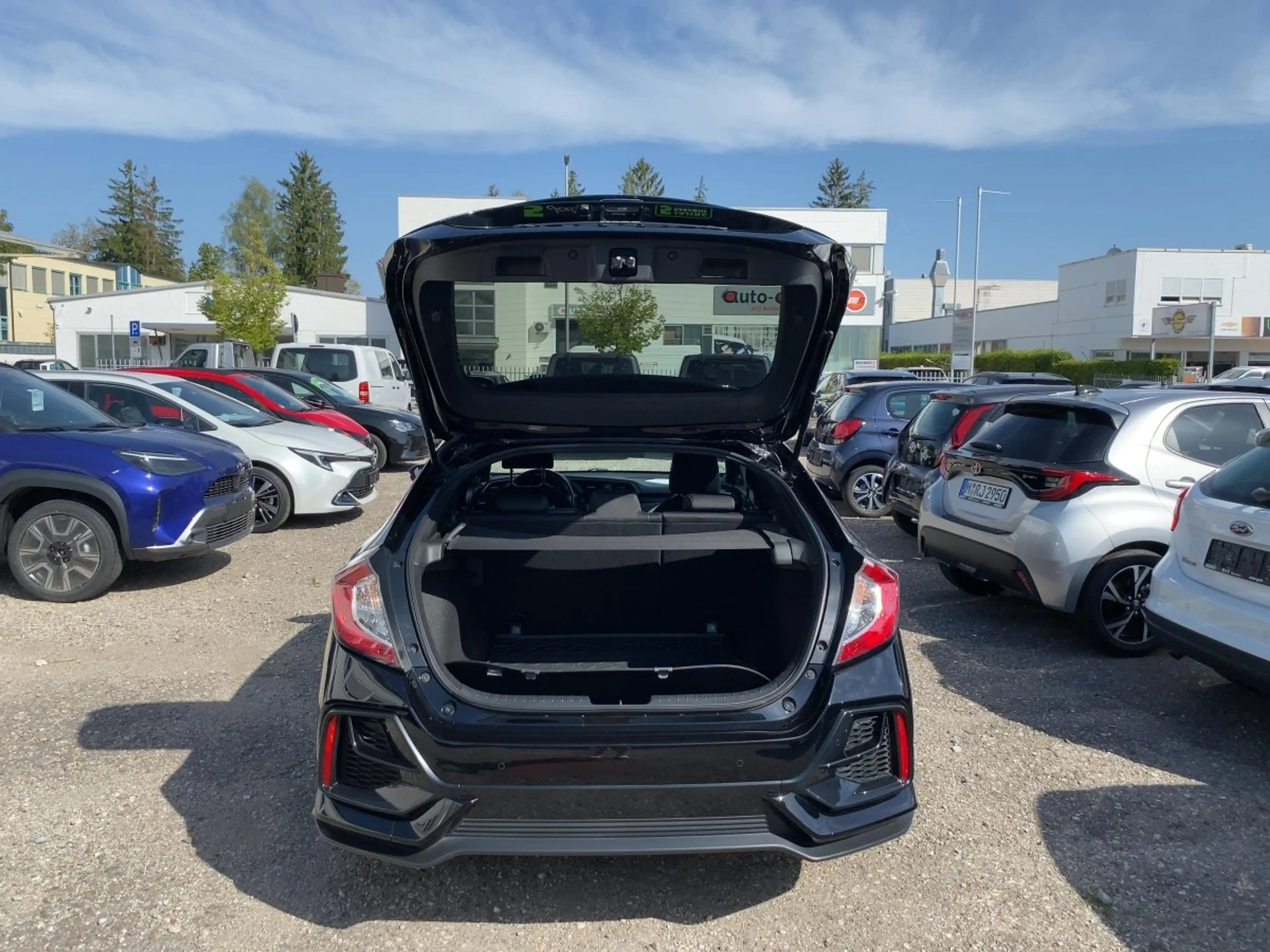 Honda Civic 1.0 VTEC Executive — photo 9