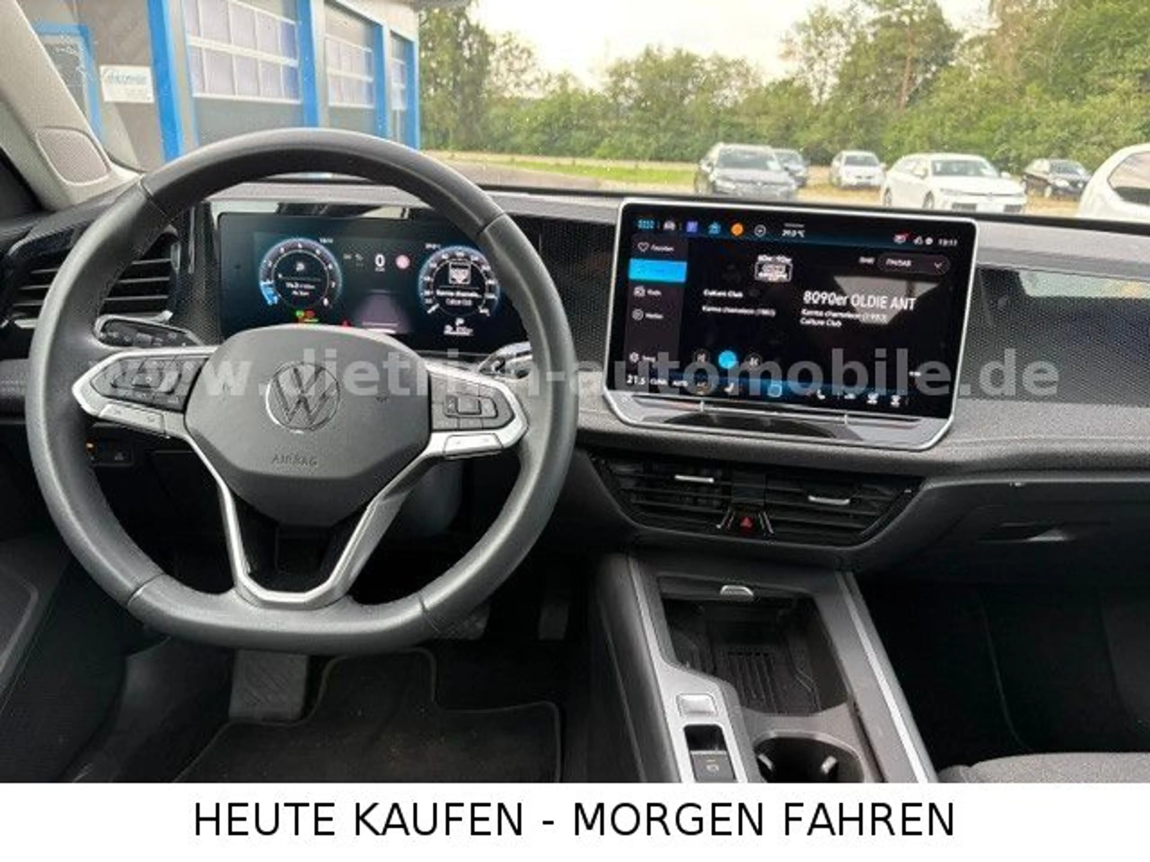 Volkswagen Passat VARIANT 1,5eTSi DSG SHZ KAMERA PDC ACC — photo 12