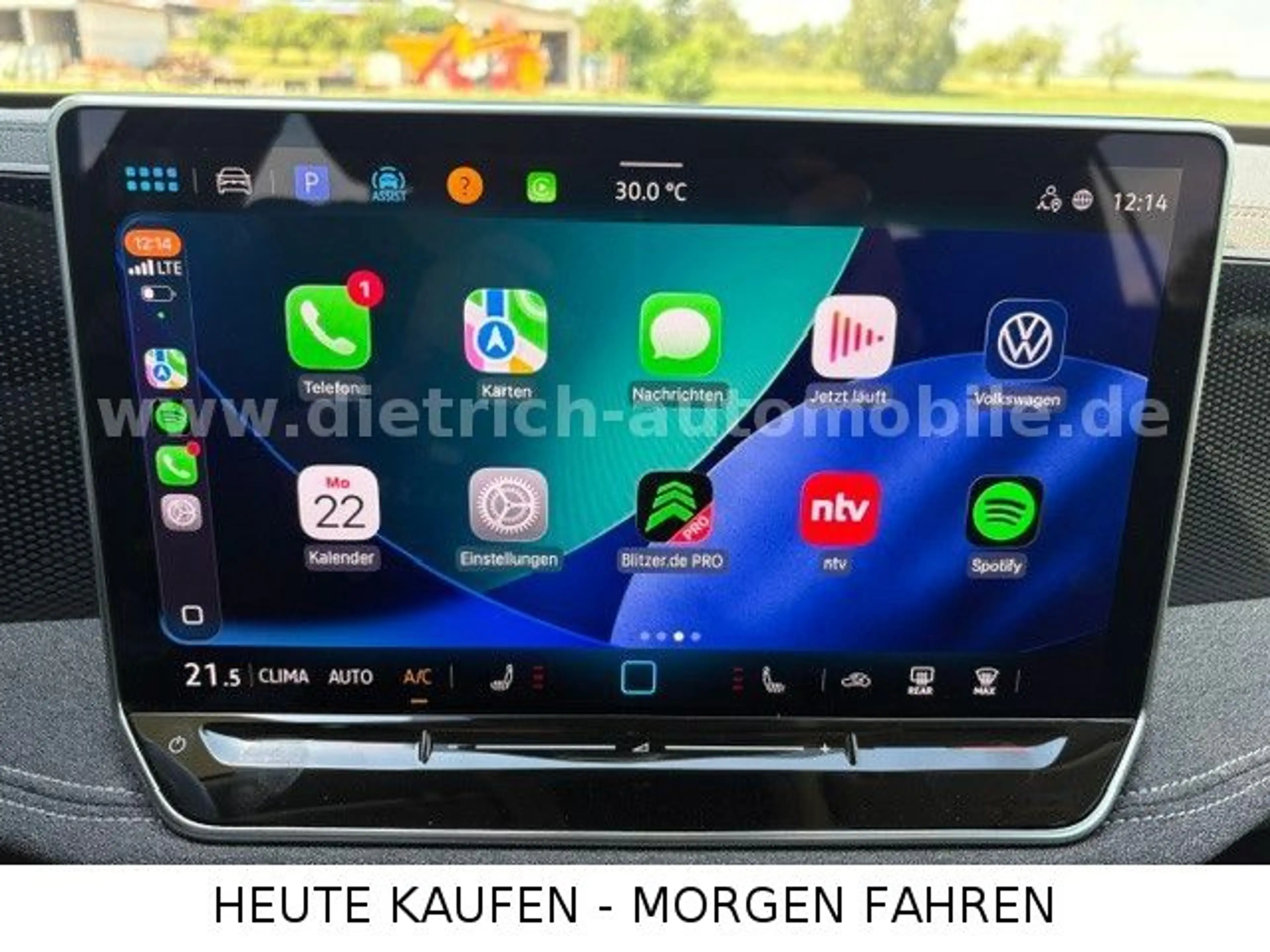 Volkswagen Passat VARIANT 1,5eTSi DSG SHZ KAMERA PDC ACC — photo 13