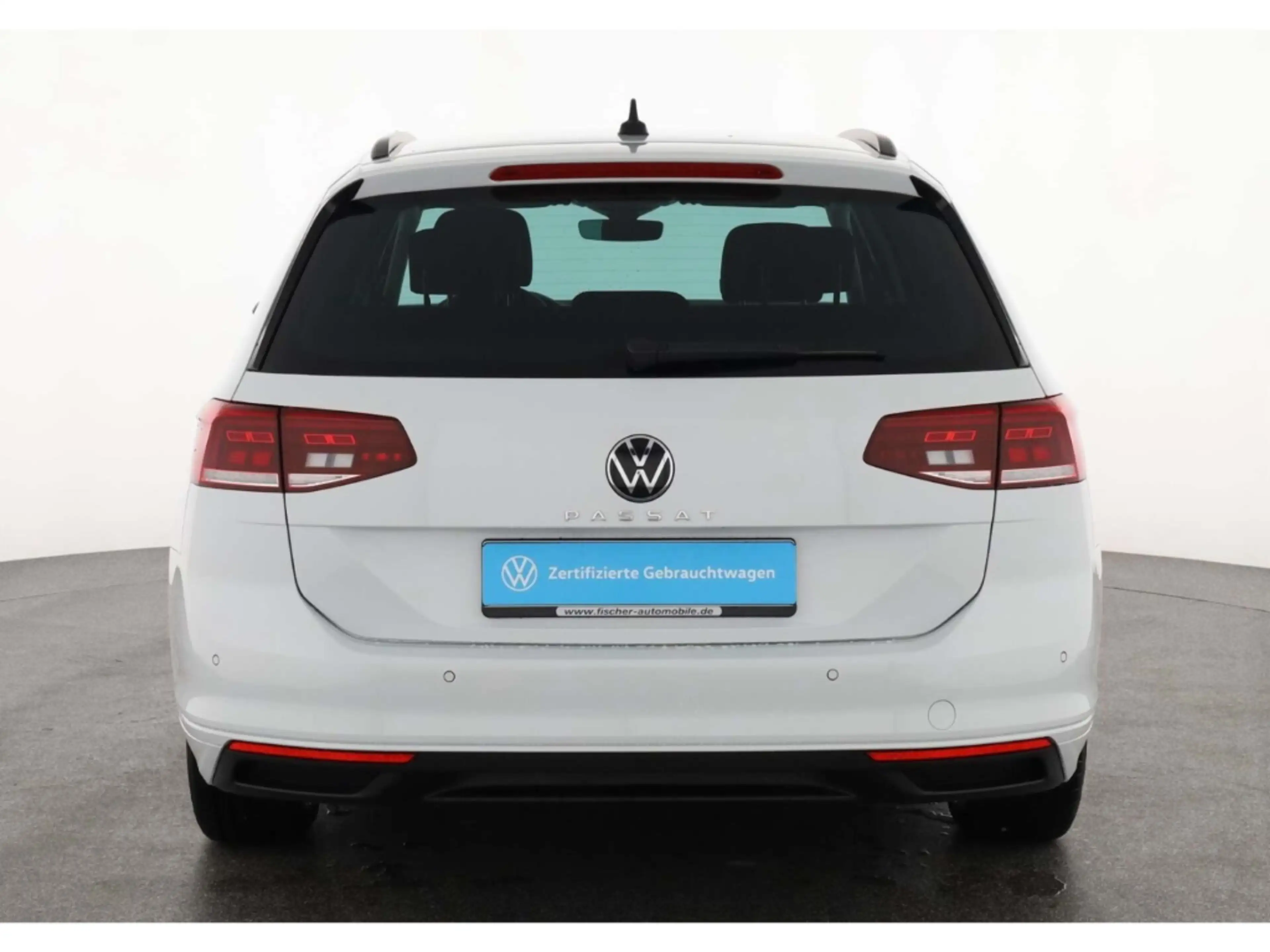 Volkswagen Passat Variant 2.0 TDI Business — photo 7
