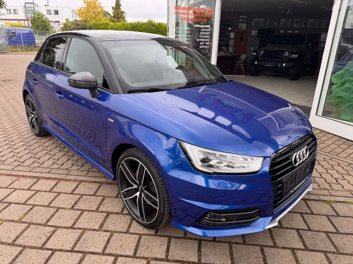 Audi A1 Sportback sport ,S-line,Navi,SH Blau - 2