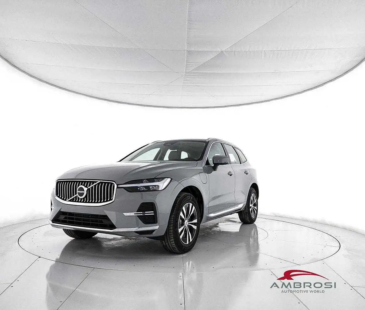 Volvo XC60 T6 AWD Plug-in hybrid Elettrica/Benzina Core Brigh Grigio - 1