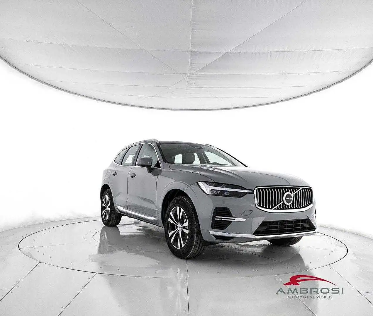 Volvo XC60 T6 AWD Plug-in hybrid Elettrica/Benzina Core Brigh Grigio - 2