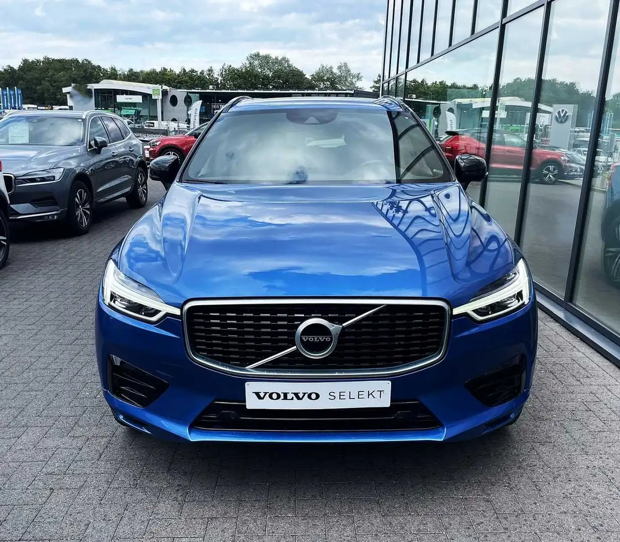 Volvo XC60 R-Design T4 Geartronic Niebieski - 2