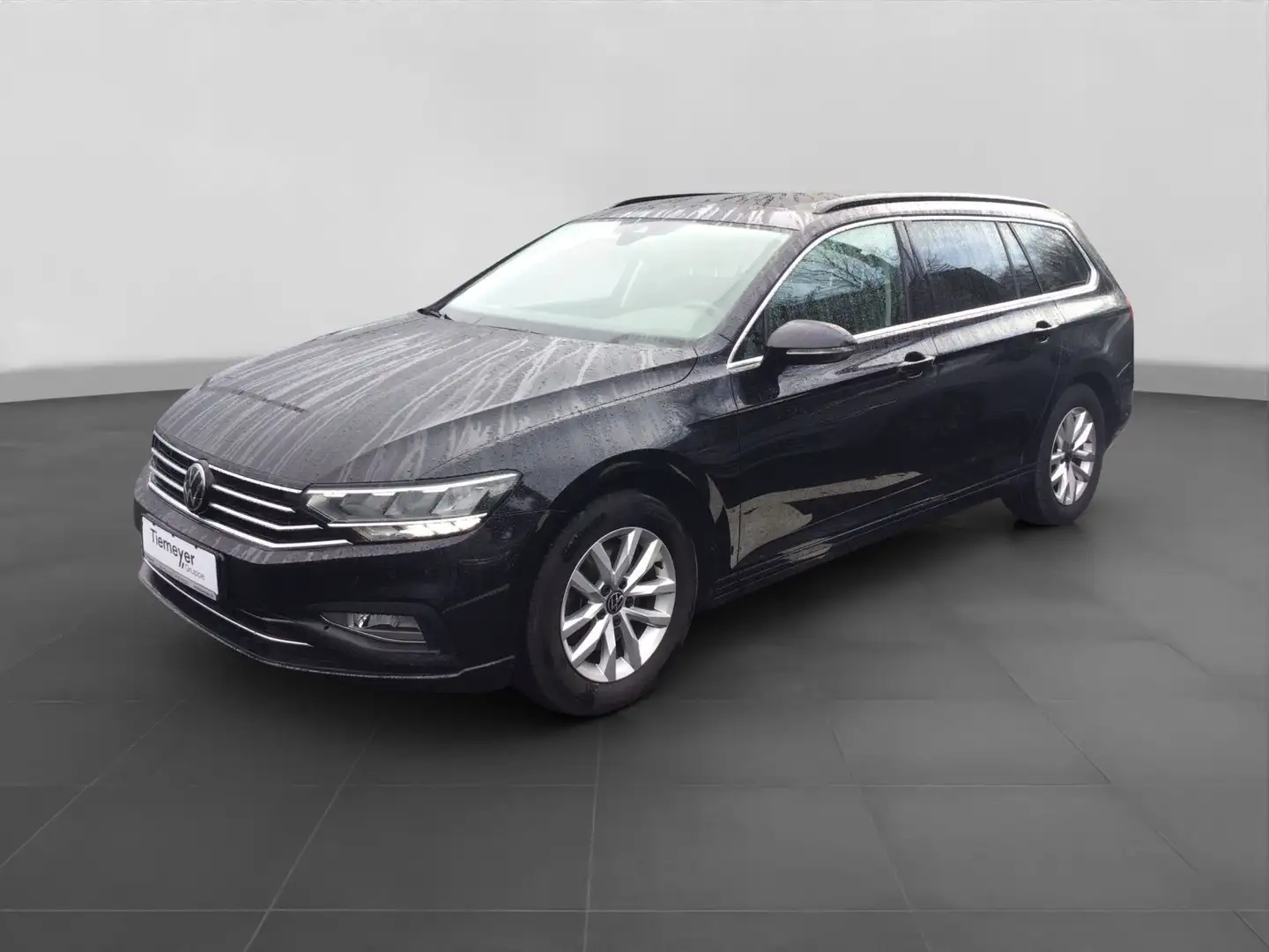 Volkswagen Passat Variant 1.5 TSI DSG BUSINESS PANO ASSIST Schwarz - 2