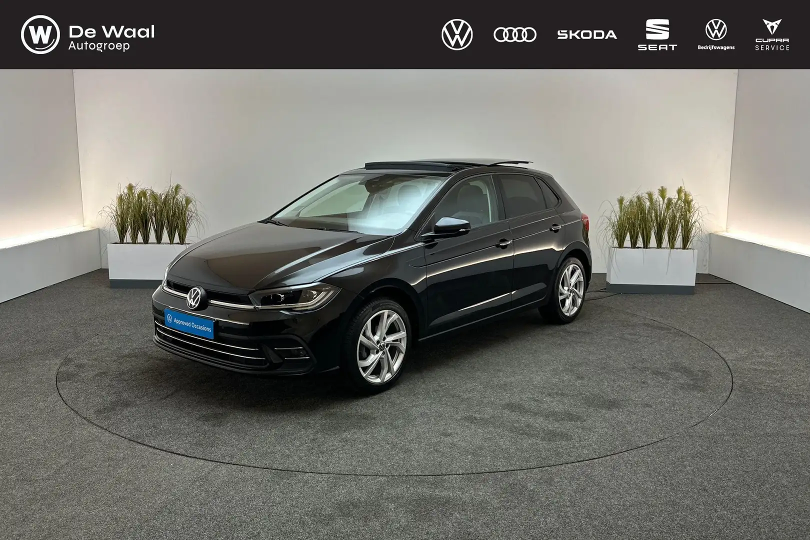 Volkswagen Polo 1.0 TSI 95pk Style | Panoramadak, Verbindende LED Zwart - 1