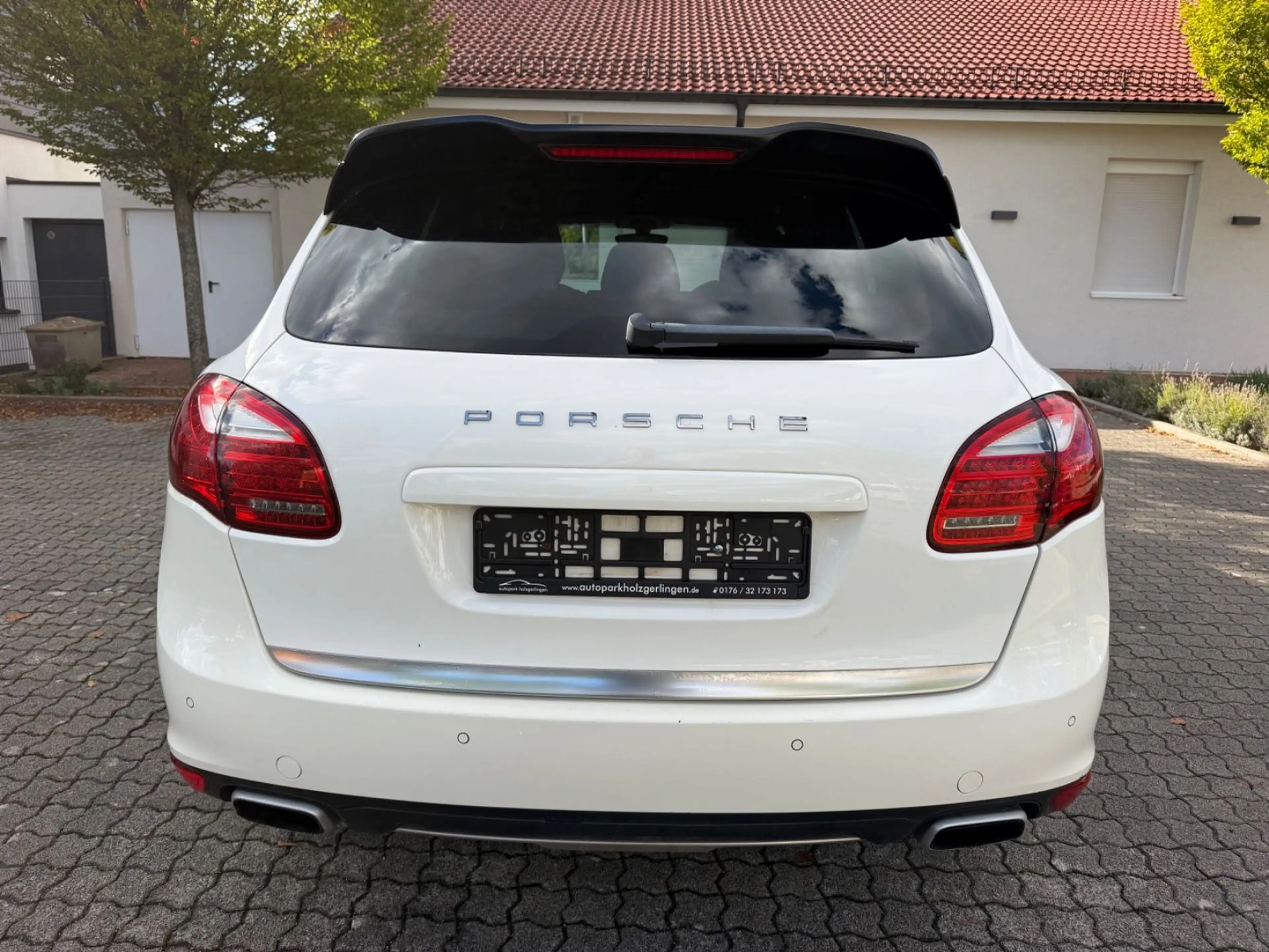 Porsche Cayenne S*NAVI*LEDER*STNDHZG*SHD*AHK*LUFT*4-SITZ — photo 6
