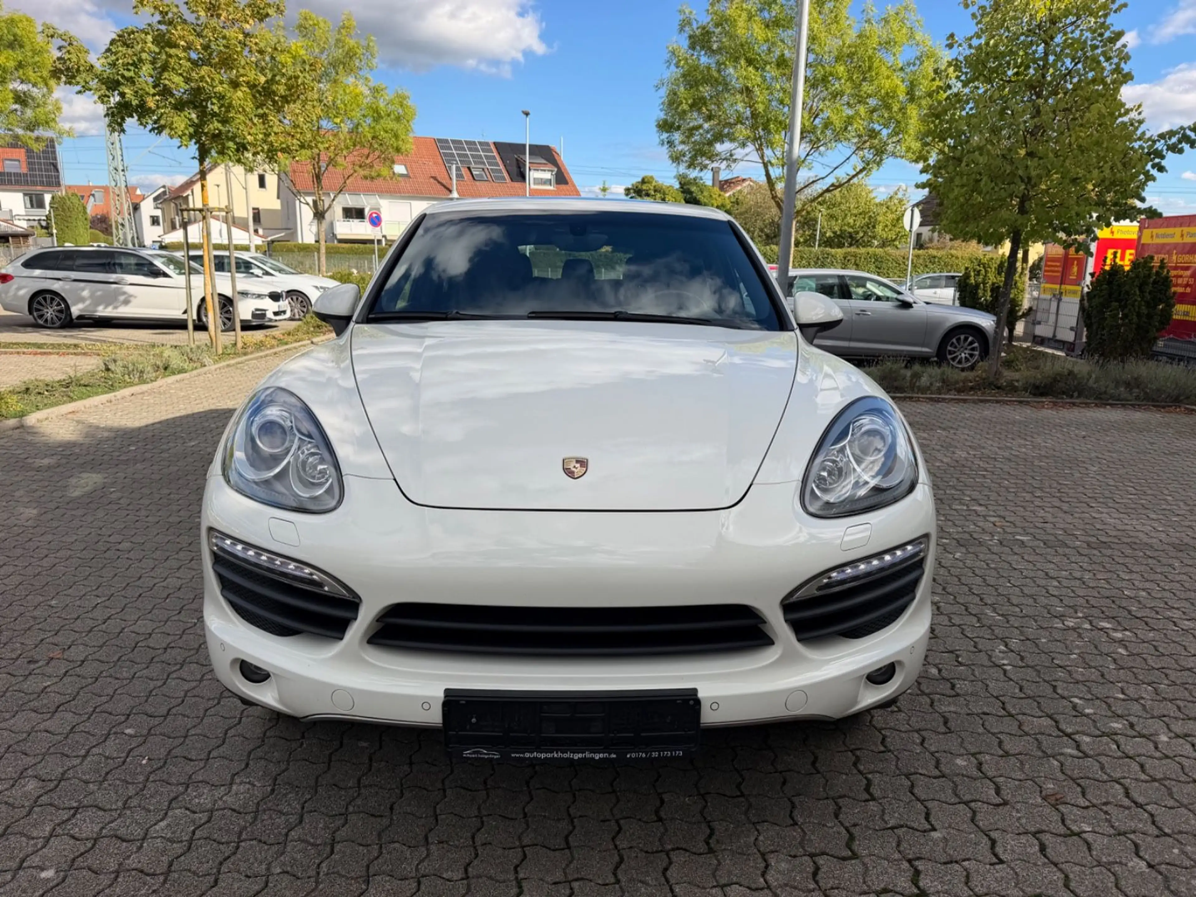 Porsche Cayenne S*NAVI*LEDER*STNDHZG*SHD*AHK*LUFT*4-SITZ — photo 2
