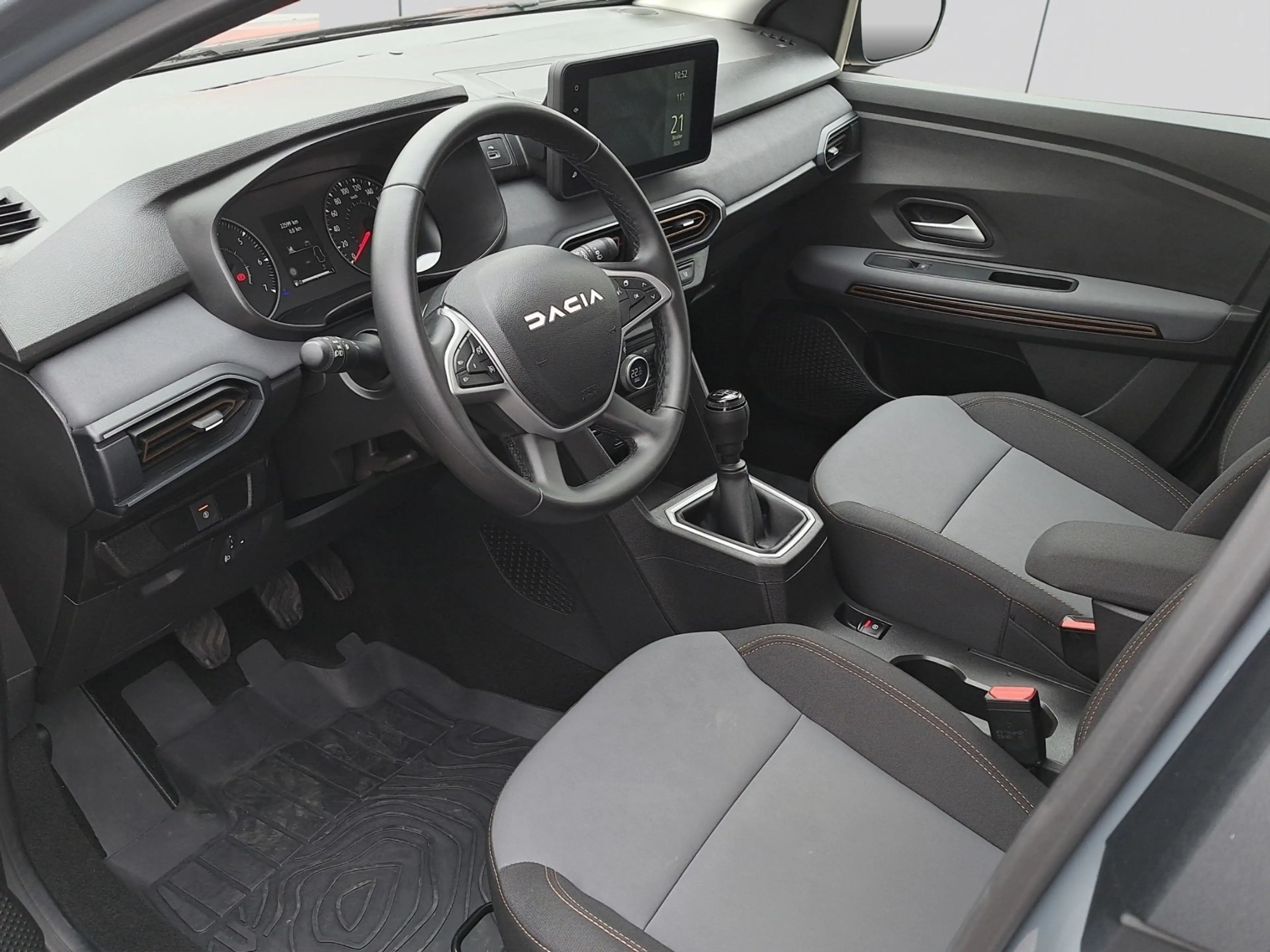 Dacia Jogger Extreme TCe 110 7-Sitzer — photo 11