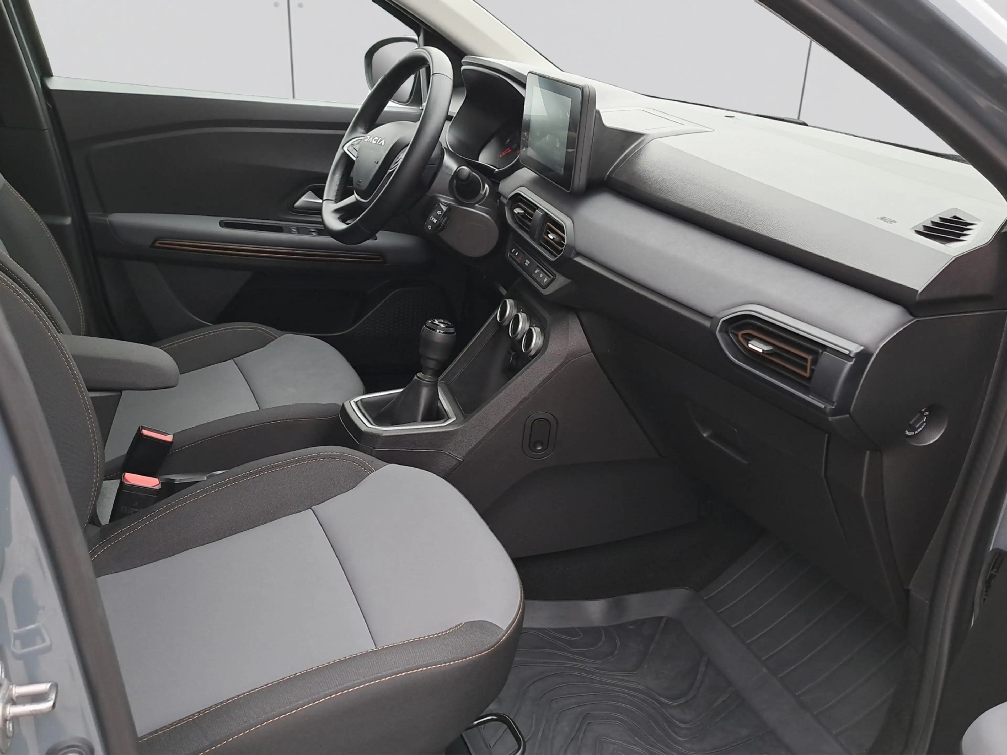 Dacia Jogger Extreme TCe 110 7-Sitzer — photo 8