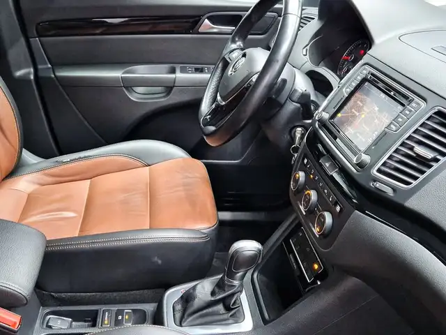Volkswagen Sharan view 15