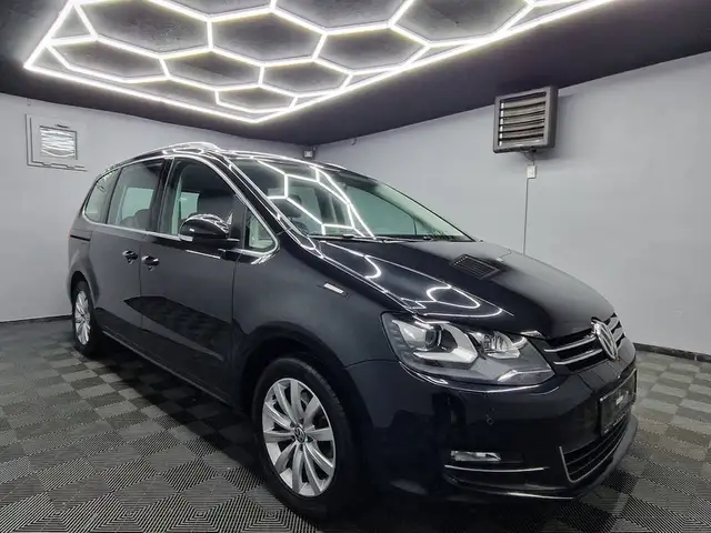 Volkswagen Sharan view 2