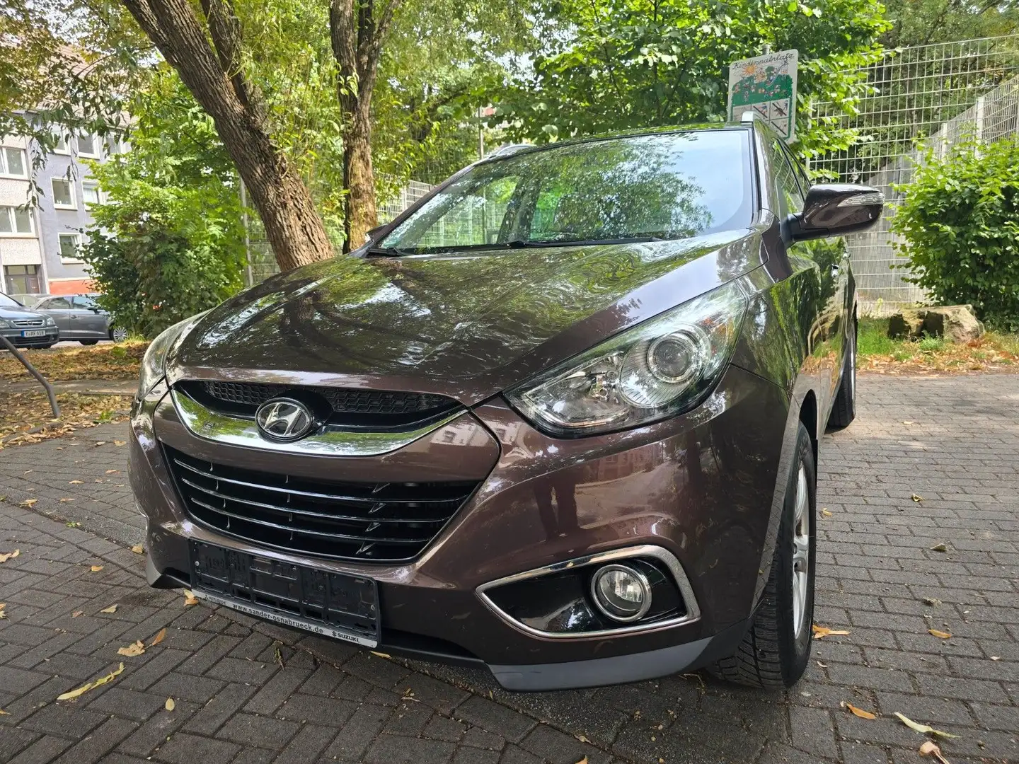 Hyundai iX35 Premium AWD*AUTOMATIK * Braun - 2