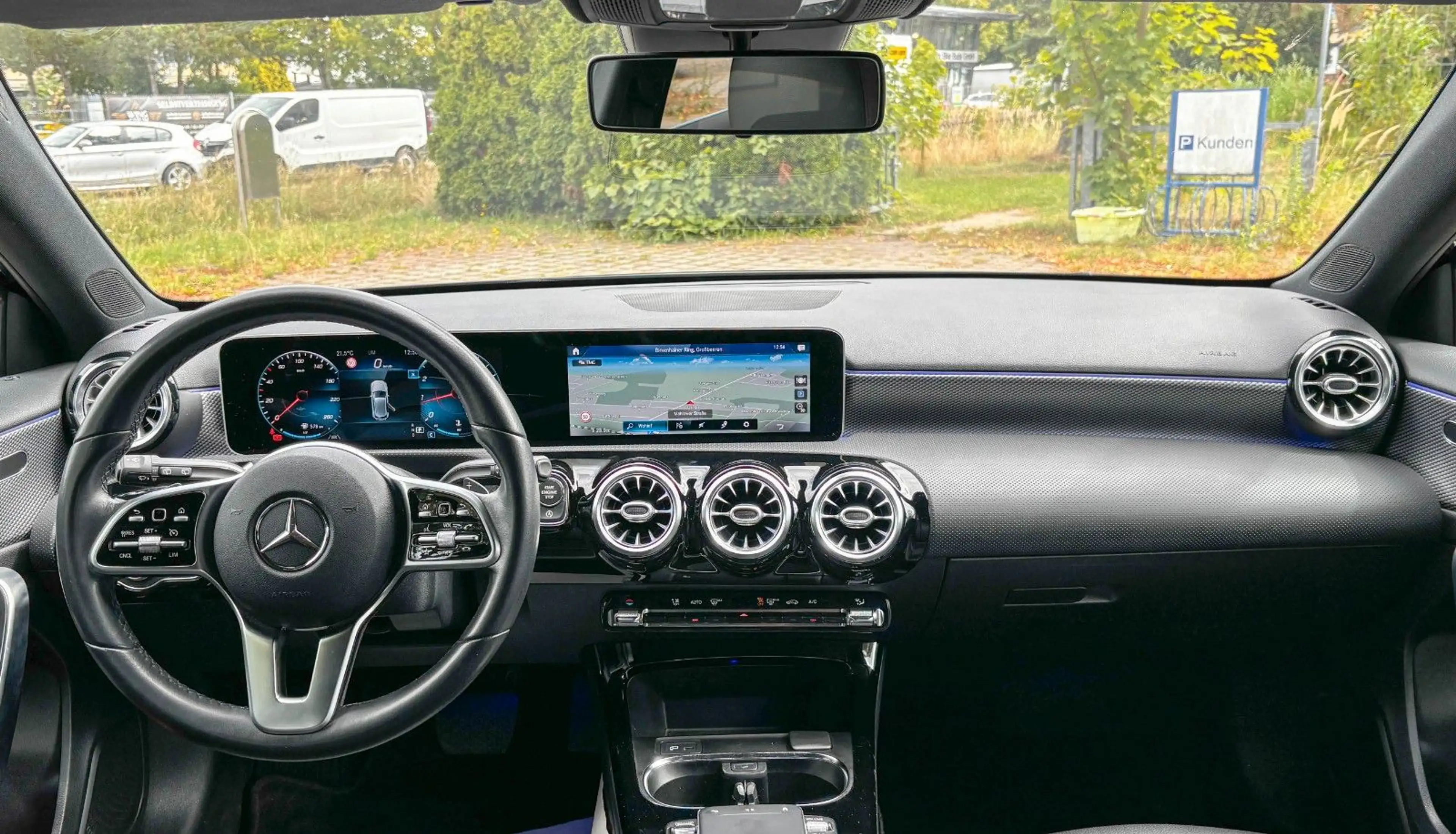 Mercedes-Benz A 180 *Automatik*MBUX*Kamera*wenig Kilometer — photo 14