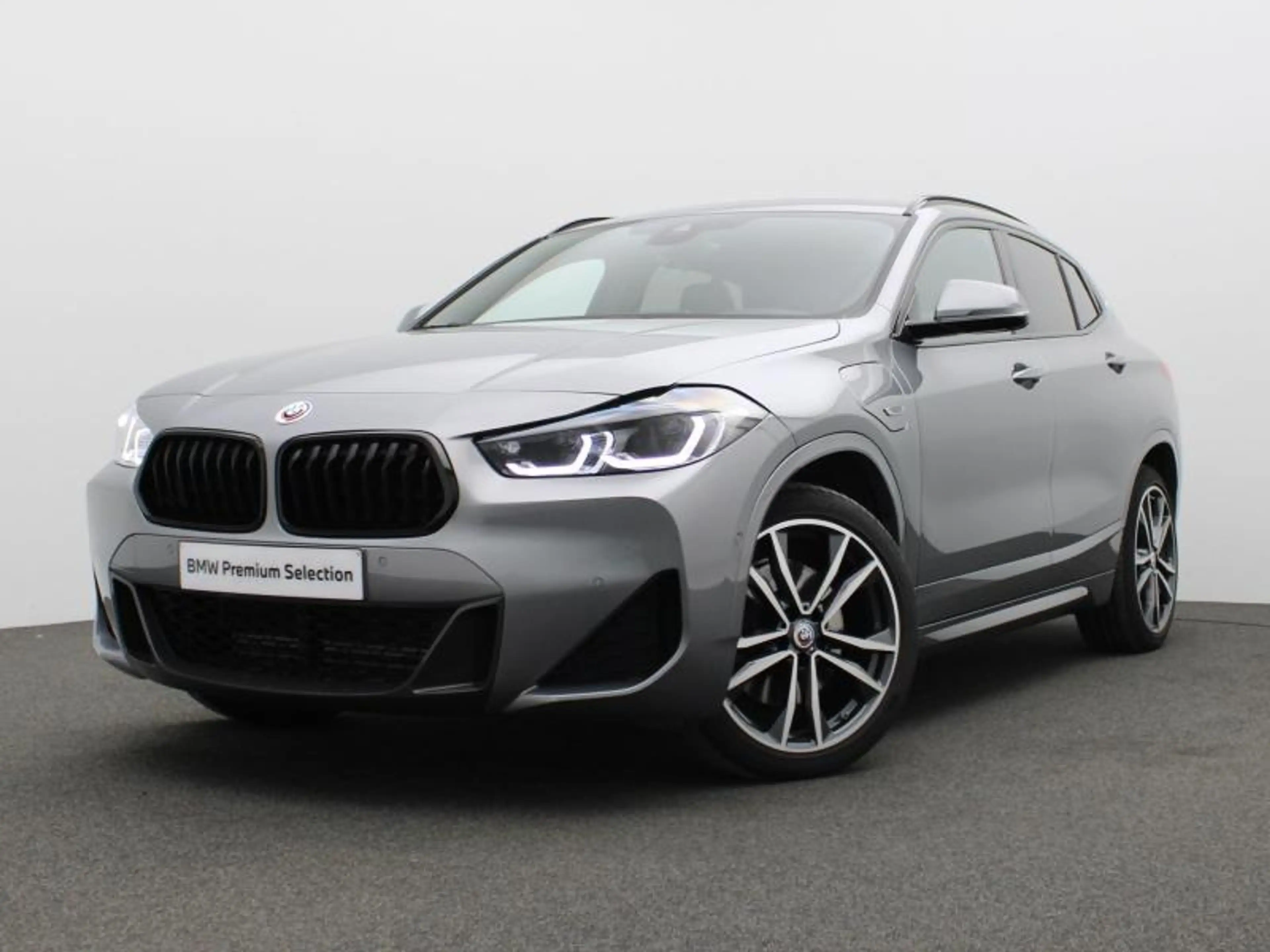 BMW X2 m sport - pano-dak - harman-kardon