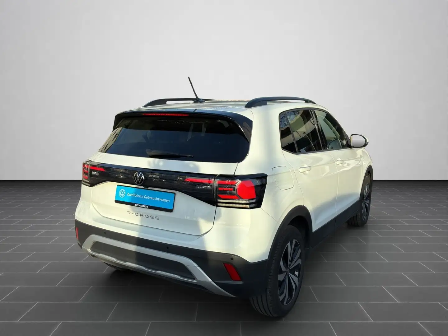 Volkswagen T-Cross LIFE 1.0 TSI DSG LED IQ.DRIVE REAR VIEW Weiß - 2