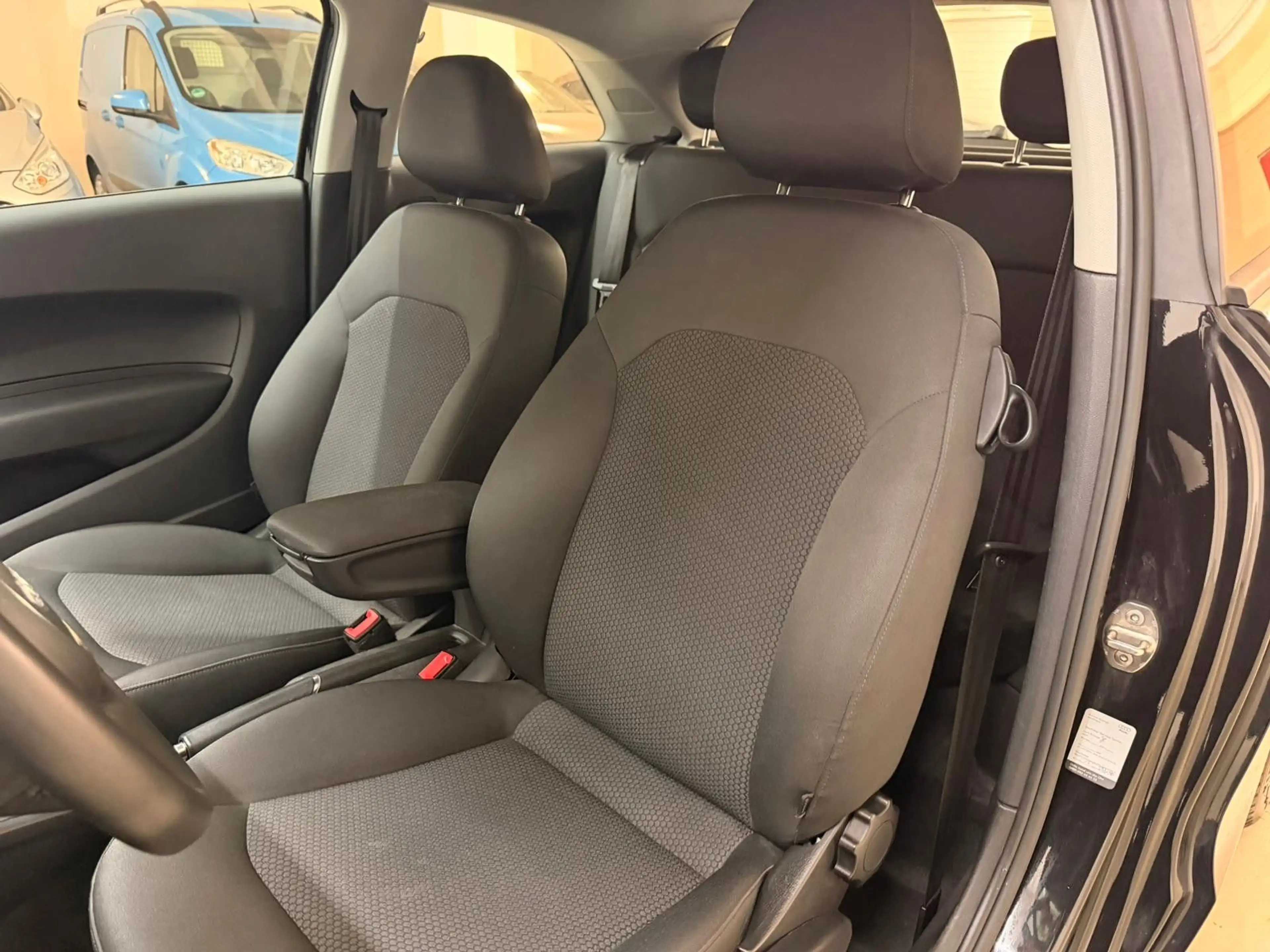 Audi A1 1.4 TFSI 122PS *1.HND *SHZ *NAVI *PDC *TEMPO — photo 13