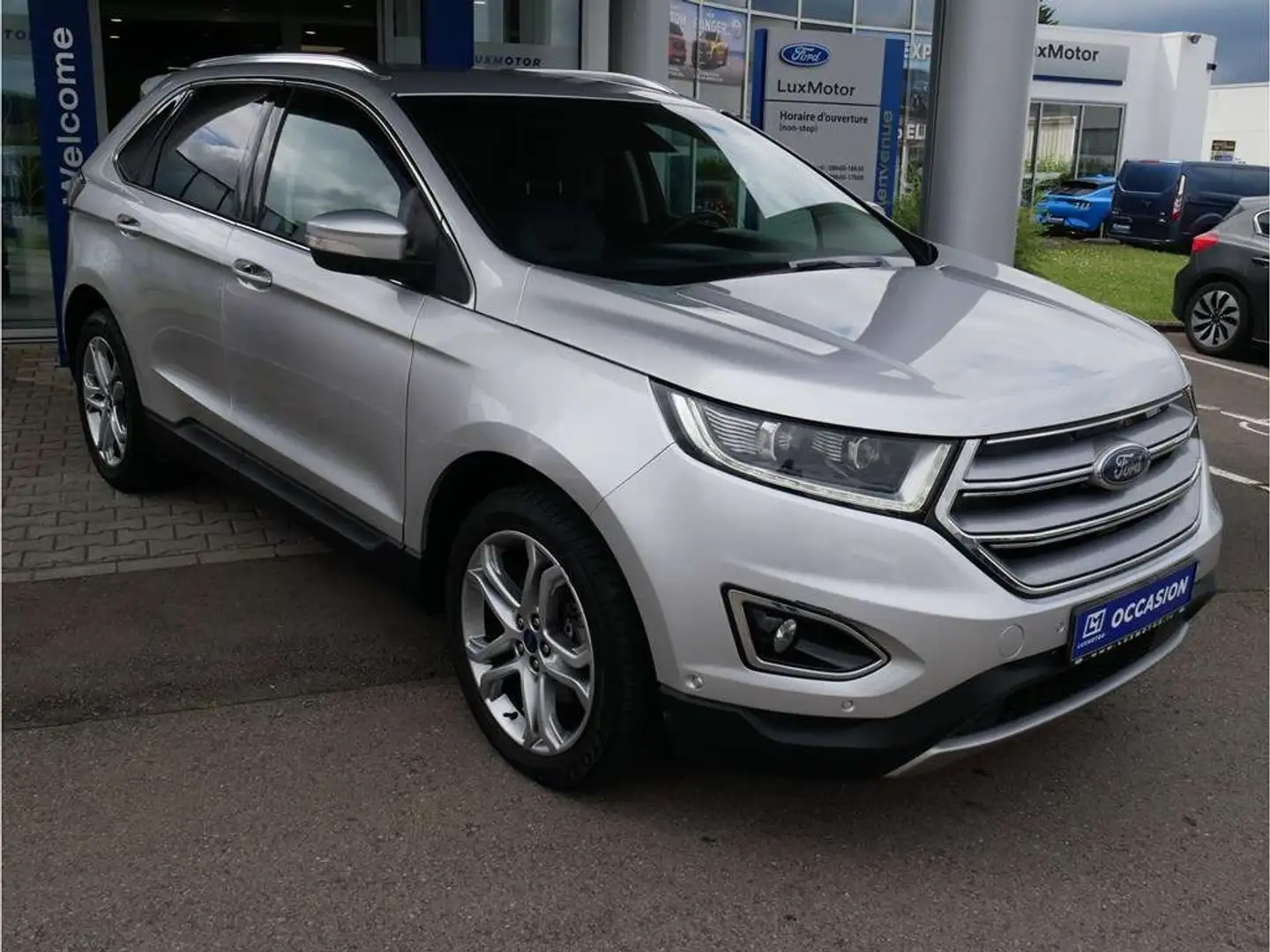 Ford Edge Titanium  2.0 TDCi 210cv Start-Stop 5 AWD Automati Zilver - 1