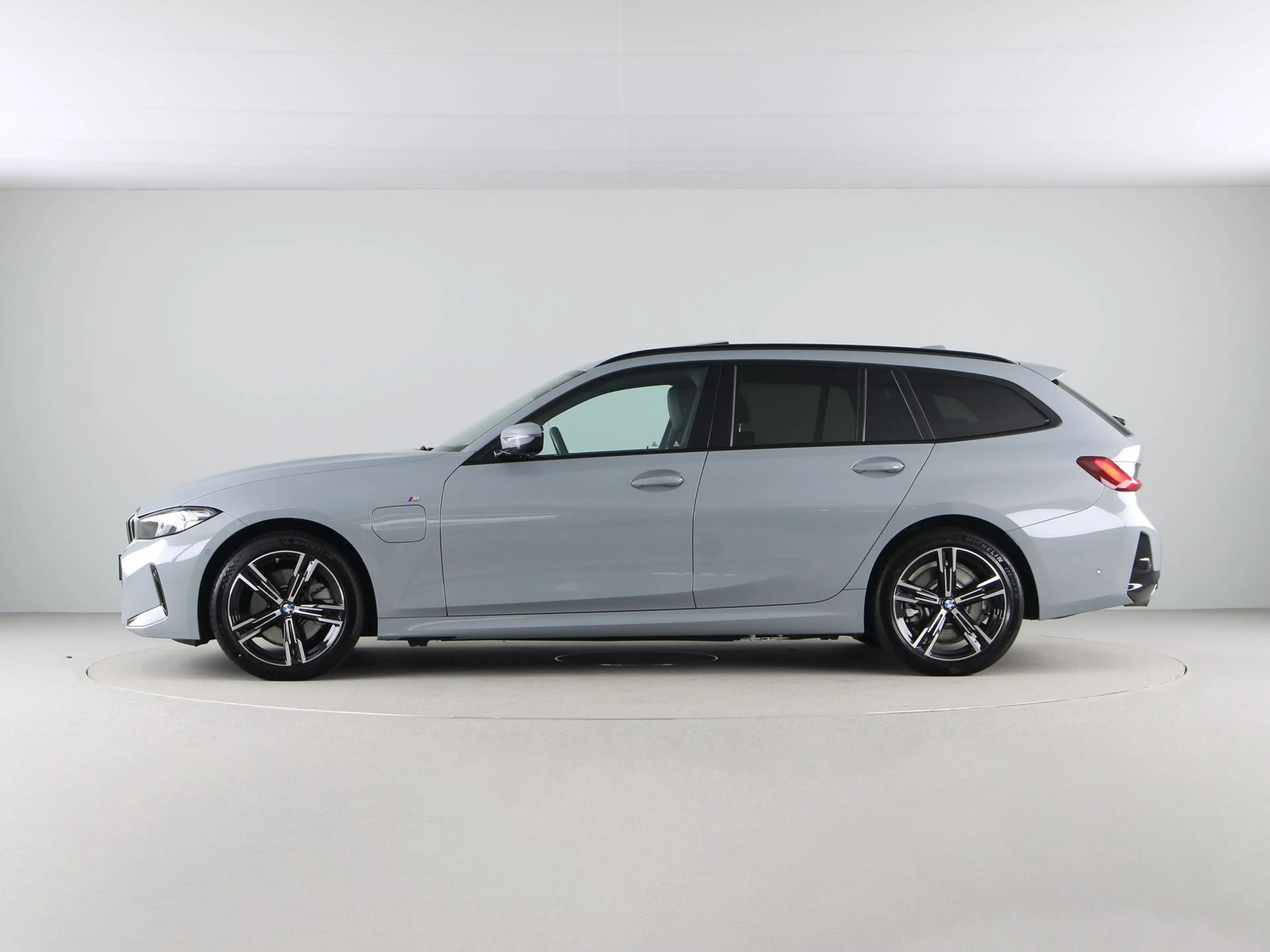 BMW 330 3 Serie 330e Touring M-Sport | Trekhaak | Panorama — photo 12