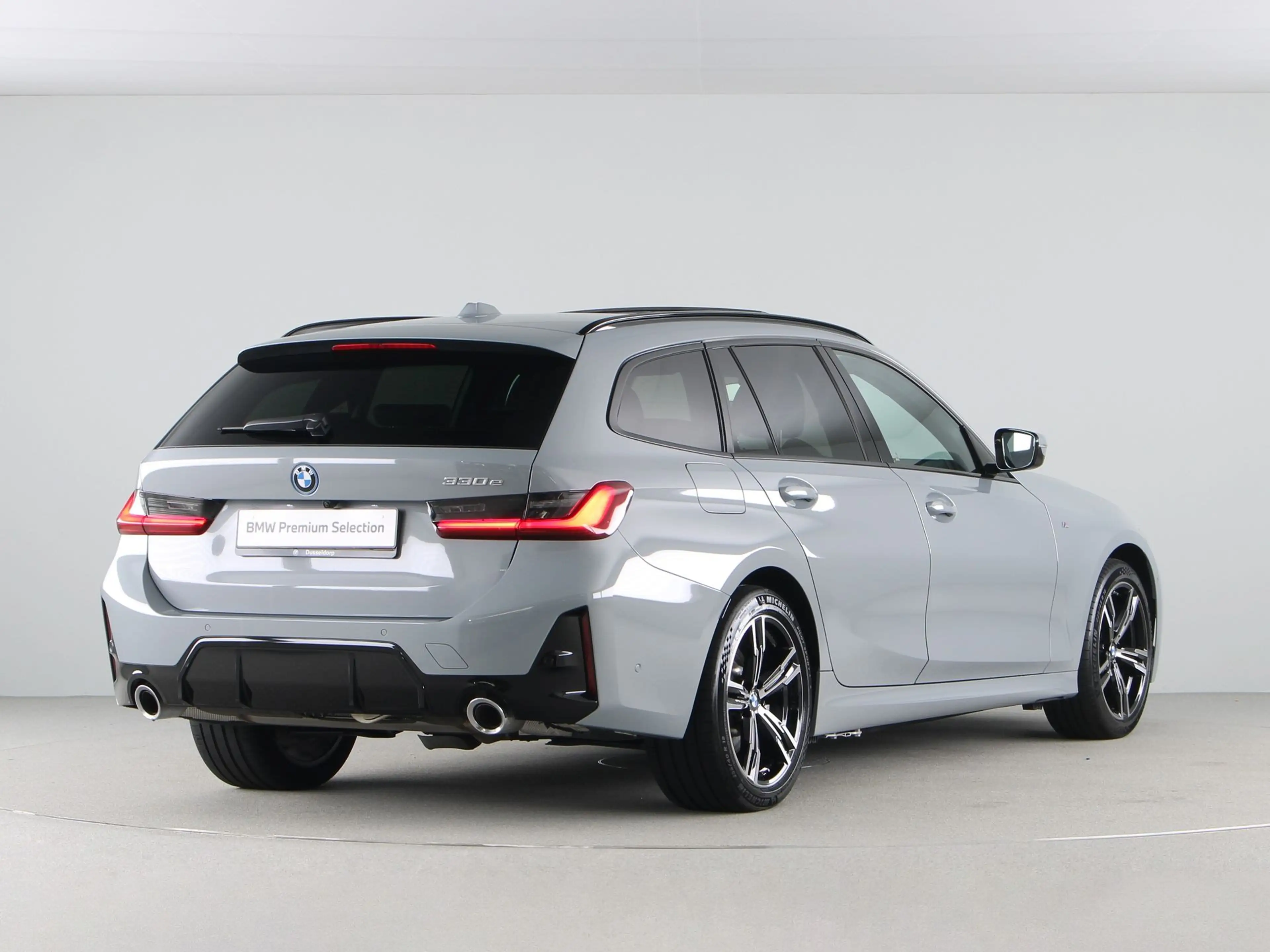 BMW 330 3 Serie 330e Touring M-Sport | Trekhaak | Panorama — photo 9