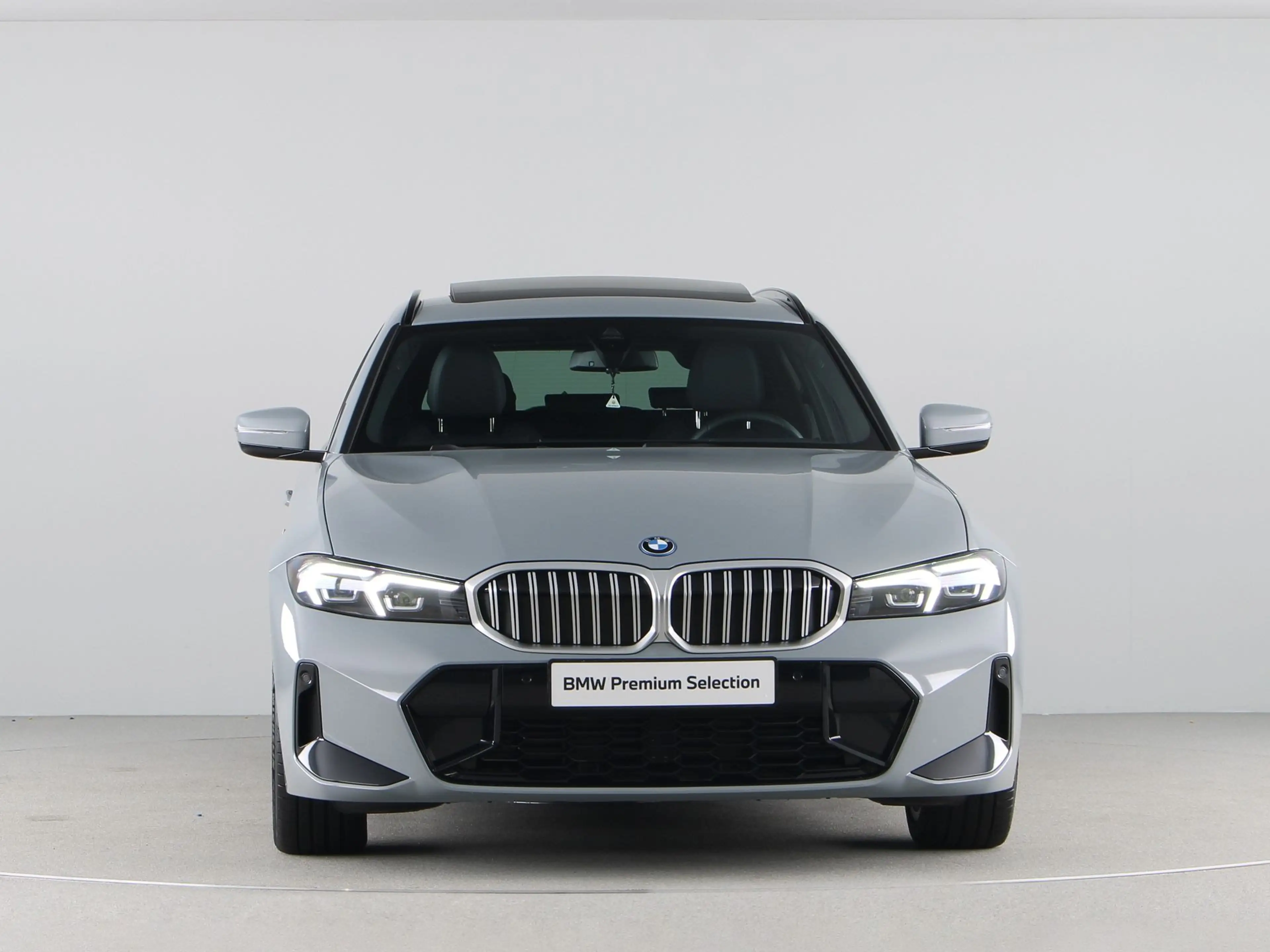BMW 330 3 Serie 330e Touring M-Sport | Trekhaak | Panorama — photo 6