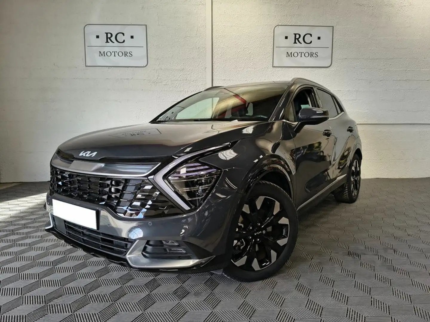 Kia Sportage Design 1.6 T-GDI 265 ch Hybride rechargeable Gris - 1