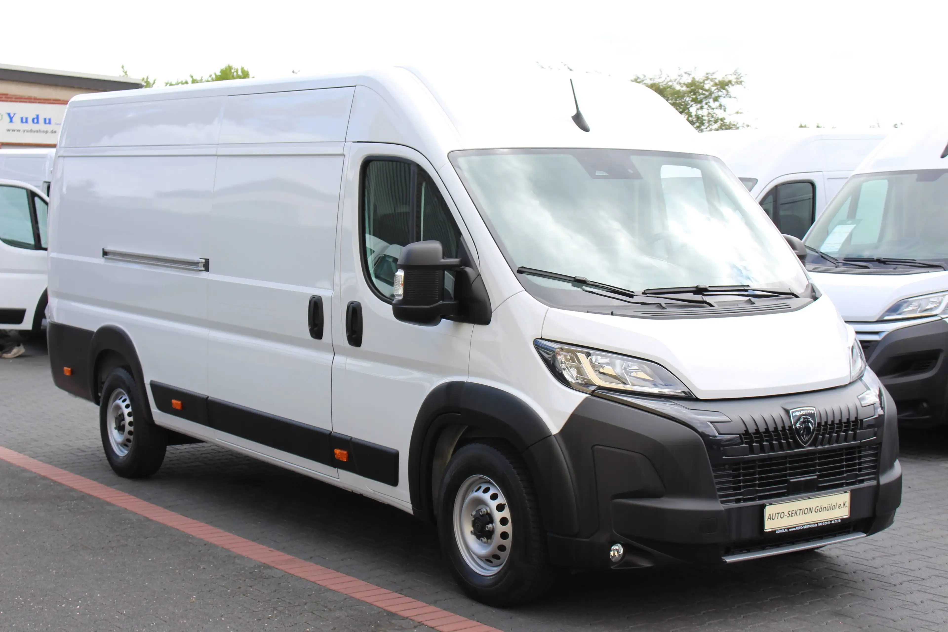 Peugeot Boxer 35 L4H2 140 *Klima*Kamera*Tempo*Navi*Holz