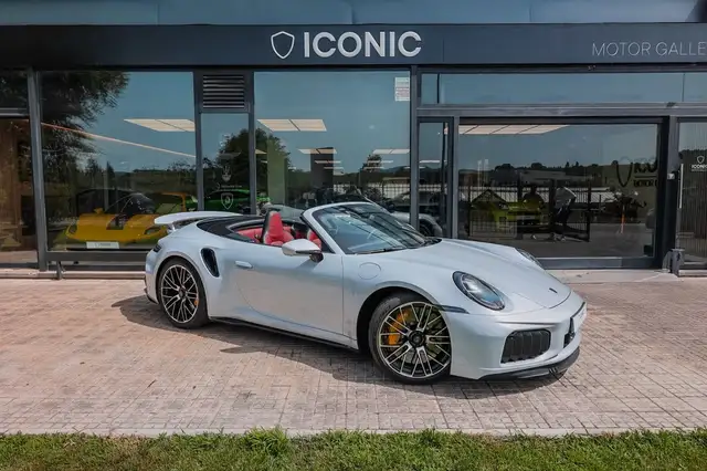 Porsche 992
