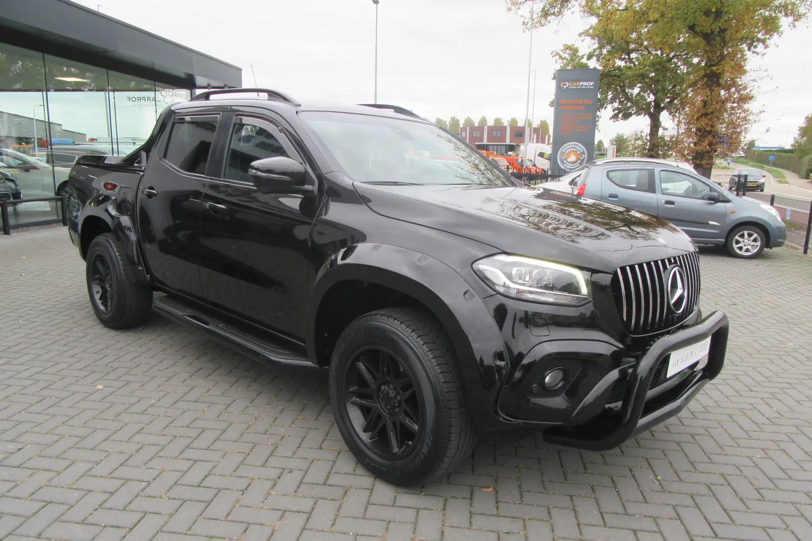 Mercedes-Benz X 350 d 4-MATIC Power Edition, 360 Camera, Trekhaak Zwart - 2