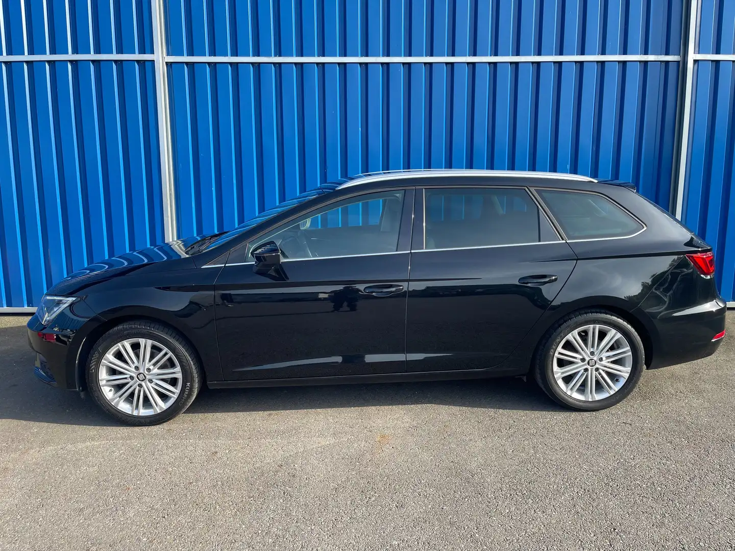 SEAT Leon Xcellence Schwarz - 2