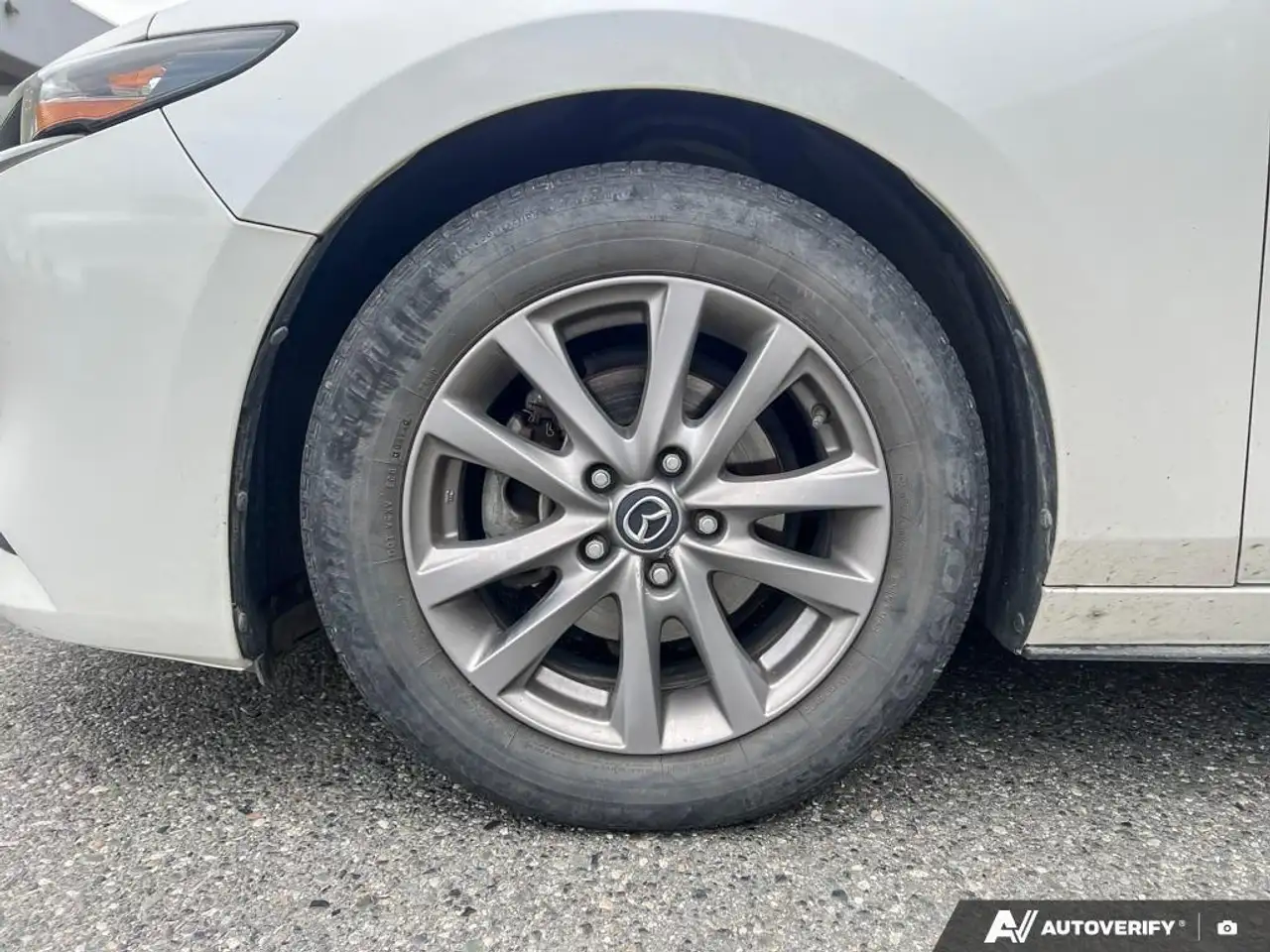 Mazda 3 снимка Mazda 3